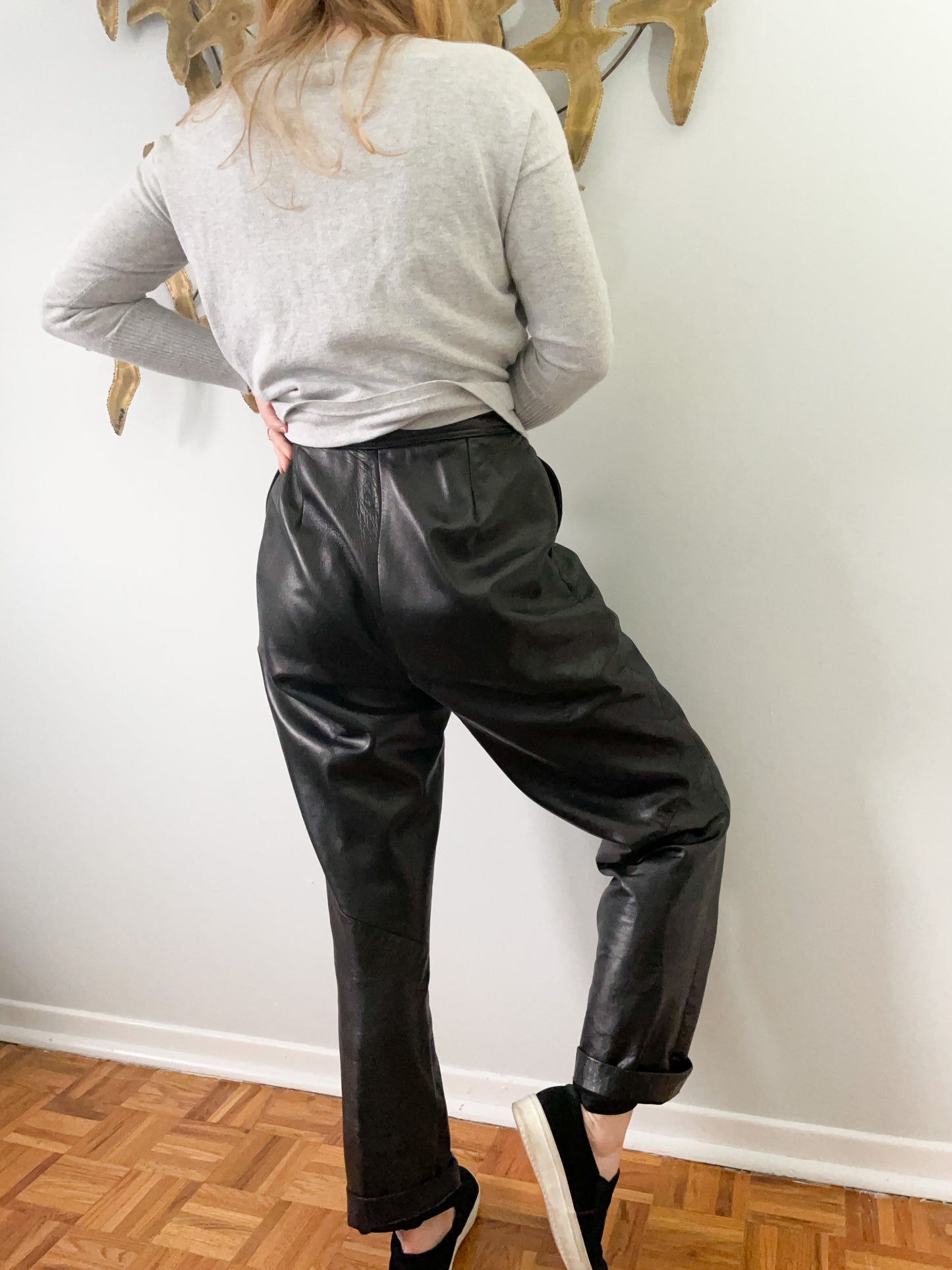 Danier Vintage Genuine Leather High Rise Wide Leg Leather Pants - S/M (30" Waist)