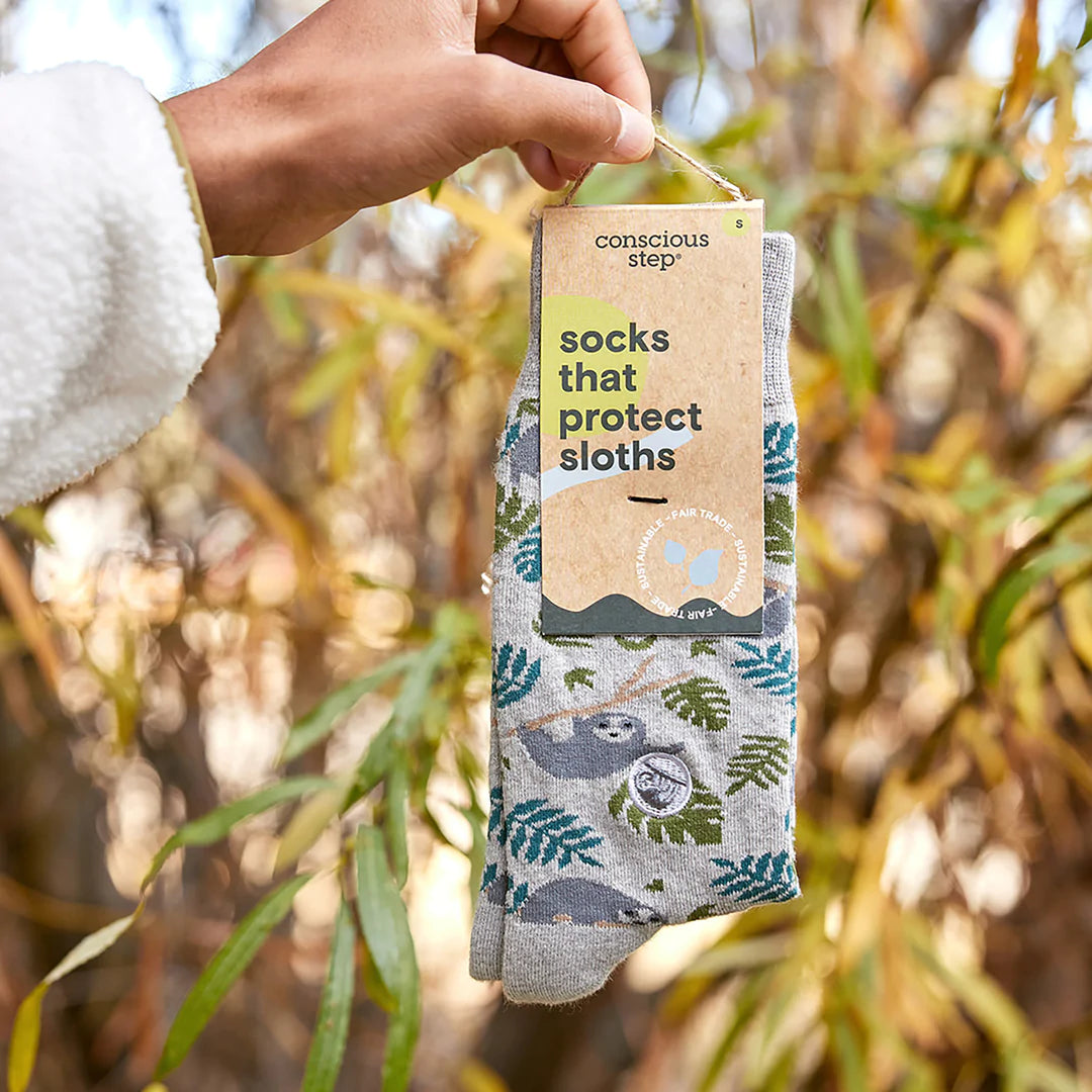 Socks that Protect Sloths - Beige with Palms and Sloths