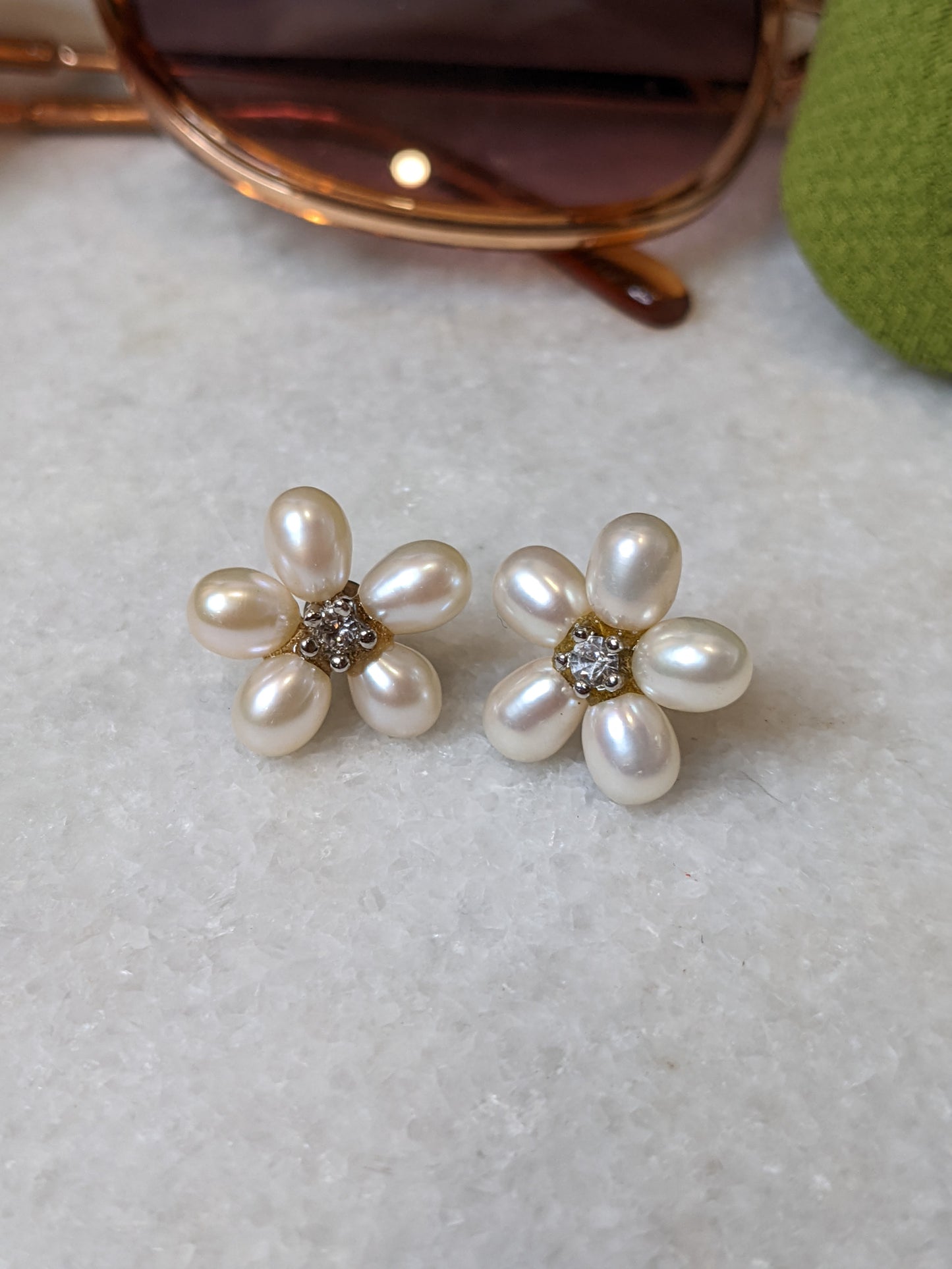Daisy Faux Pearl Petal Earrings