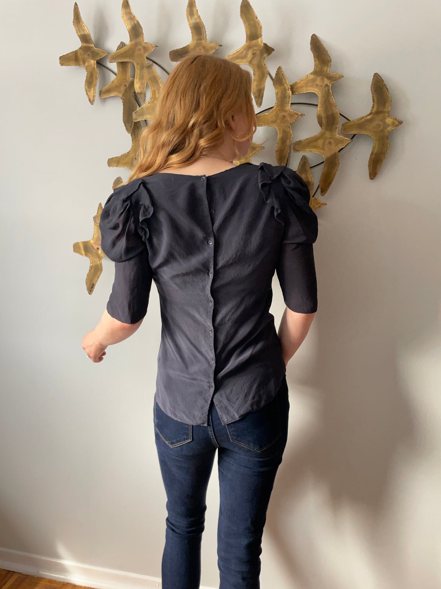 Wilfred Navy 100% Silk Puff 1/2 Sleeve Button Up Back Top - Small
