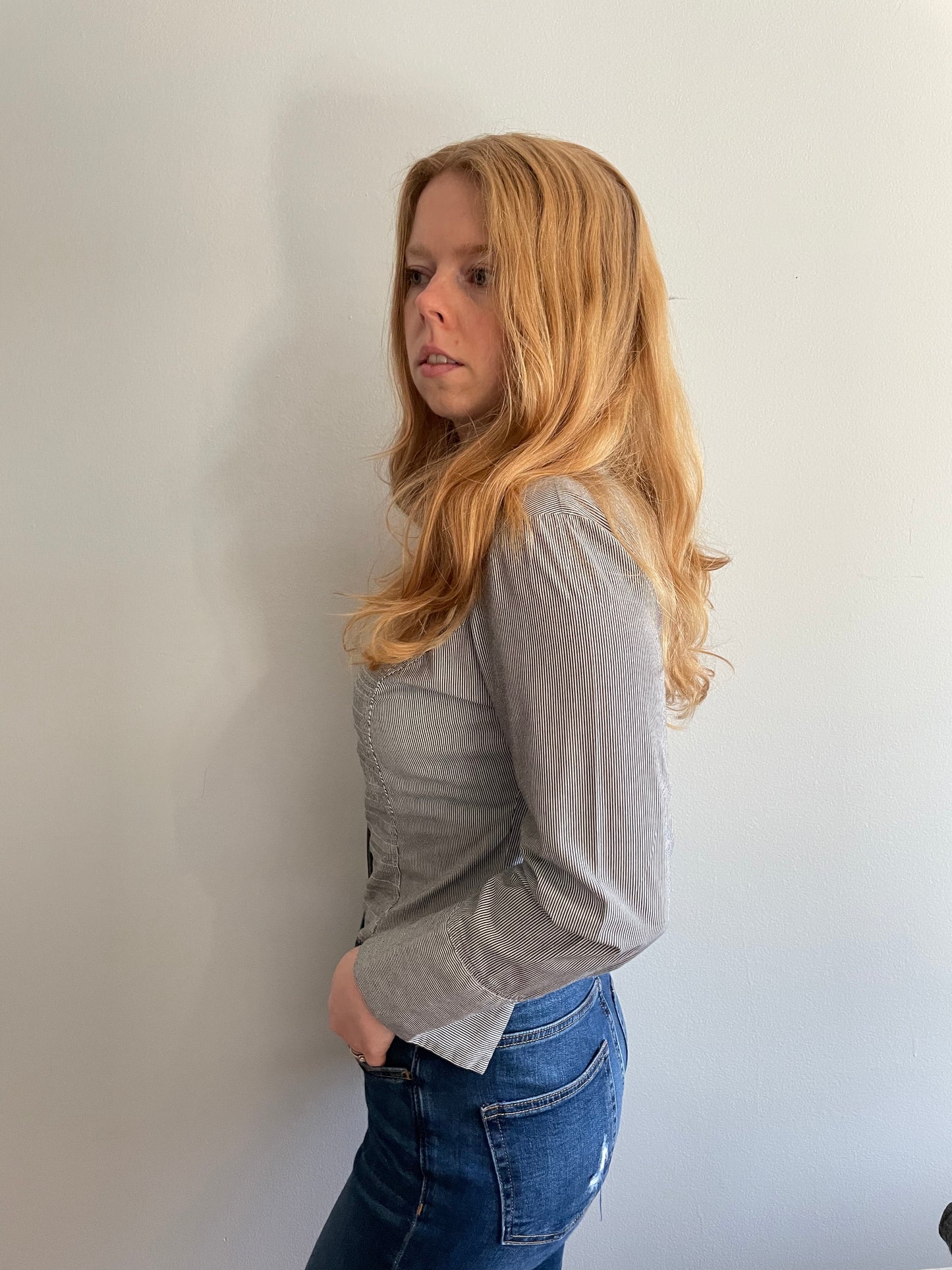 Signature Larry Levine Grey Striped Button Down Blouse - Small