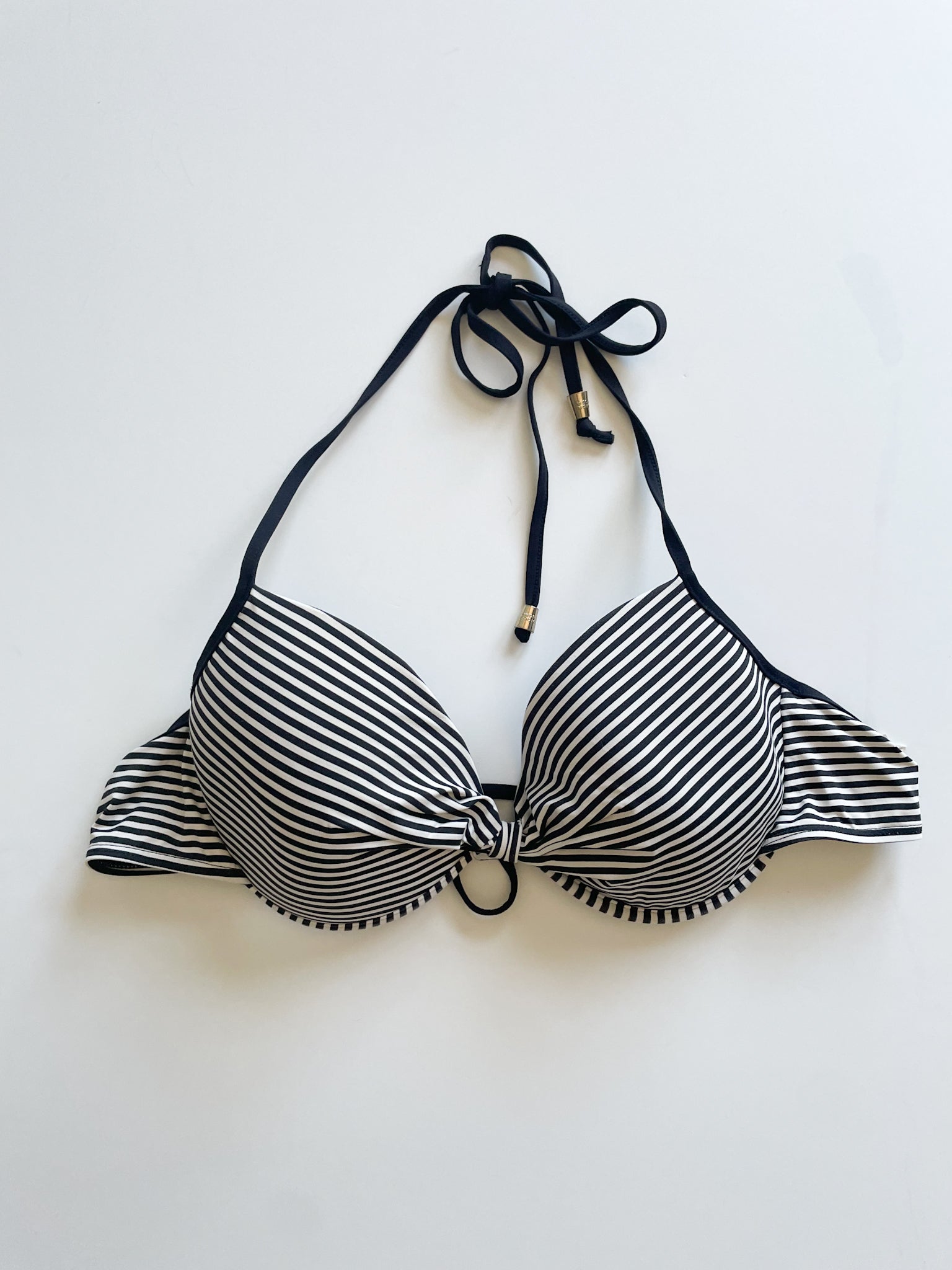 Powder Room Black White Stripe Underwire Bikini Top - L/XL – Le Prix  Fashion & Consulting