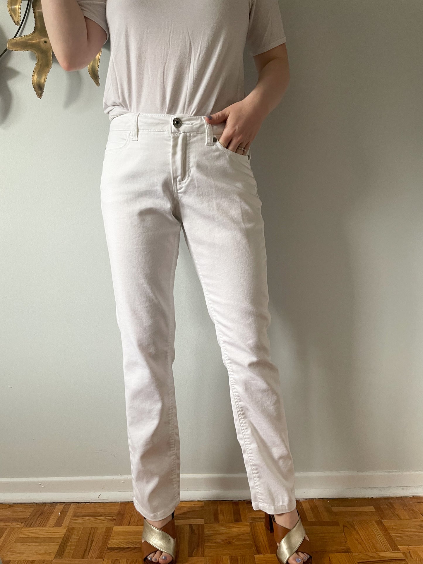 Liverpool Jeans White Sadie Straight Leg Pants - Size 26/2