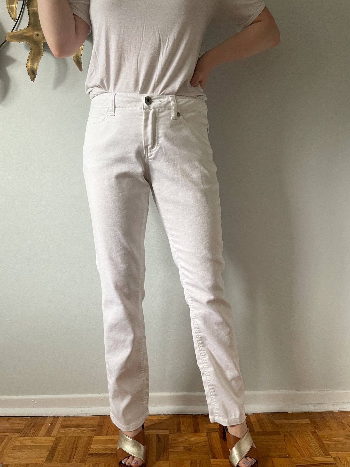 Liverpool Jeans White Sadie Straight Leg Pants - Size 26/2