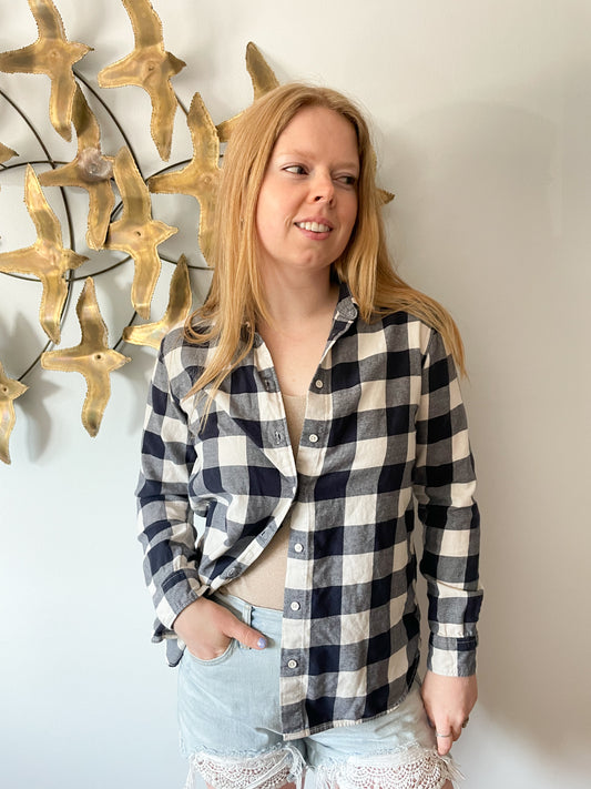 Uniqlo Navy Checker Soft 100% Cotton Button Down Overshirt - S/M