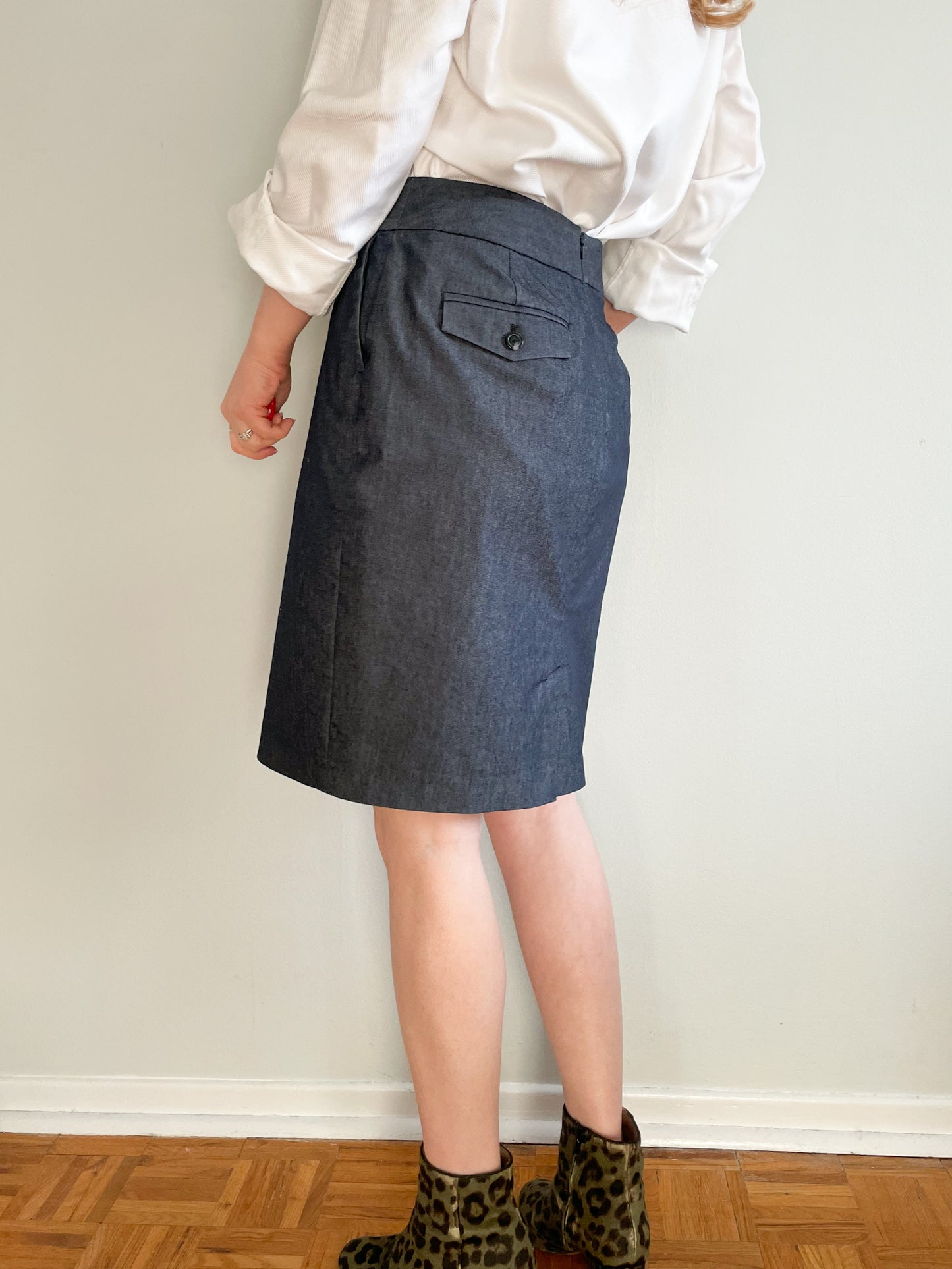 Liz Claiborne Denim Midi Pencil Skirt - Size 8