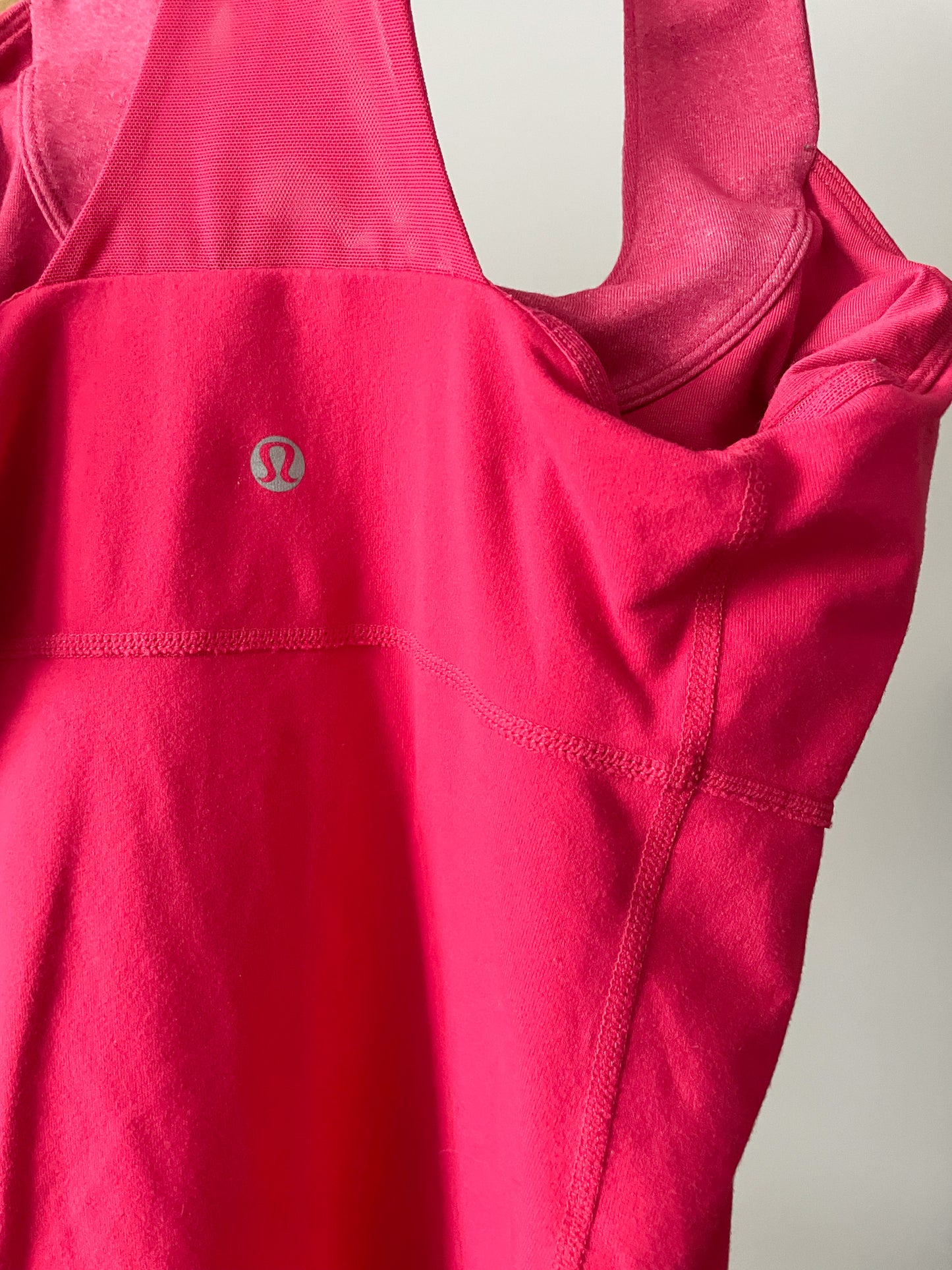 Lululemon Pink Racerback Waist-Length Workout Tank Top Built In Sports Bra - Small
