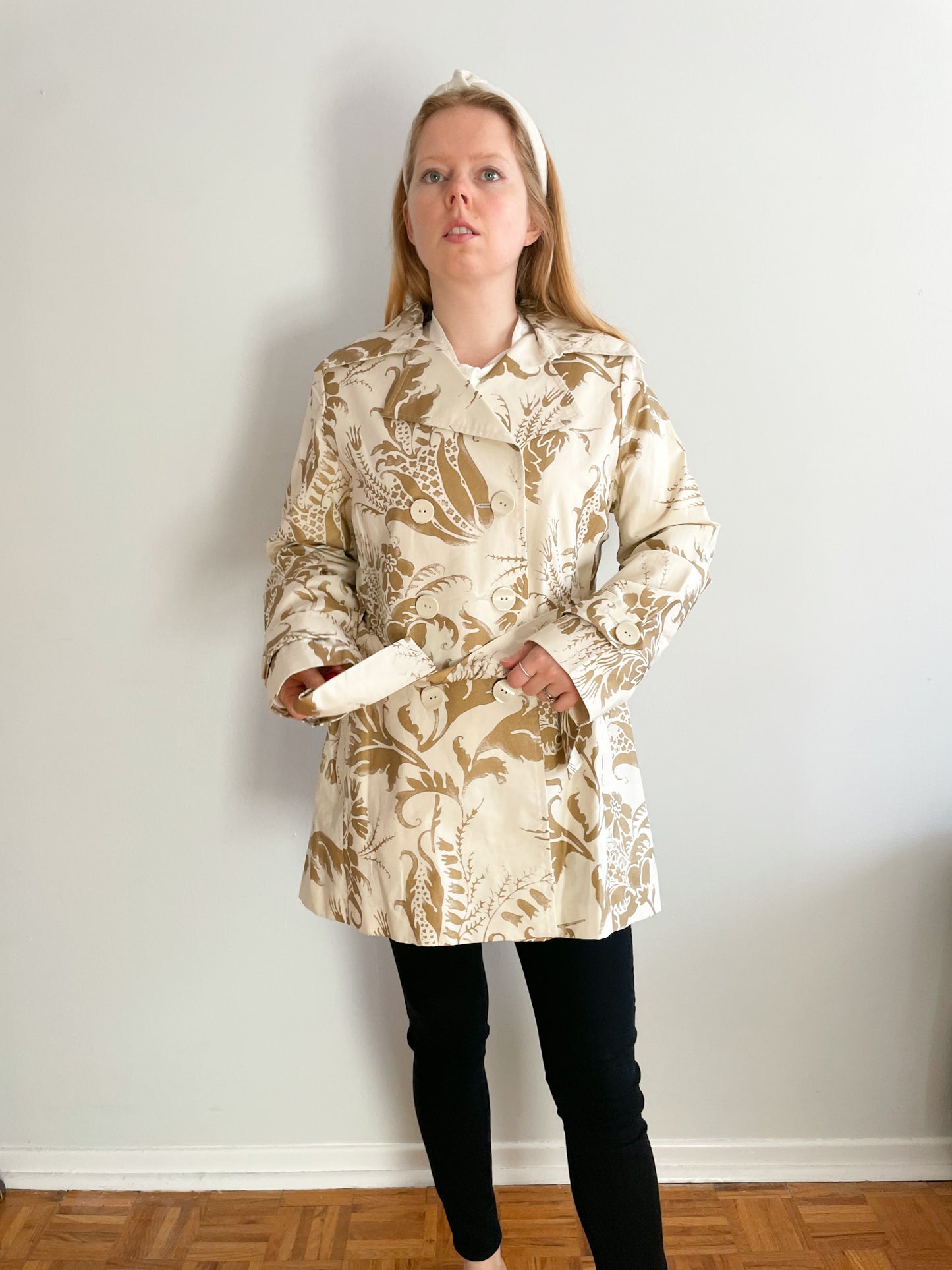 CAbi Gold Metallic and Cream Brocade Floral Cotton Linen Ladies Trench Coat NWT - Large