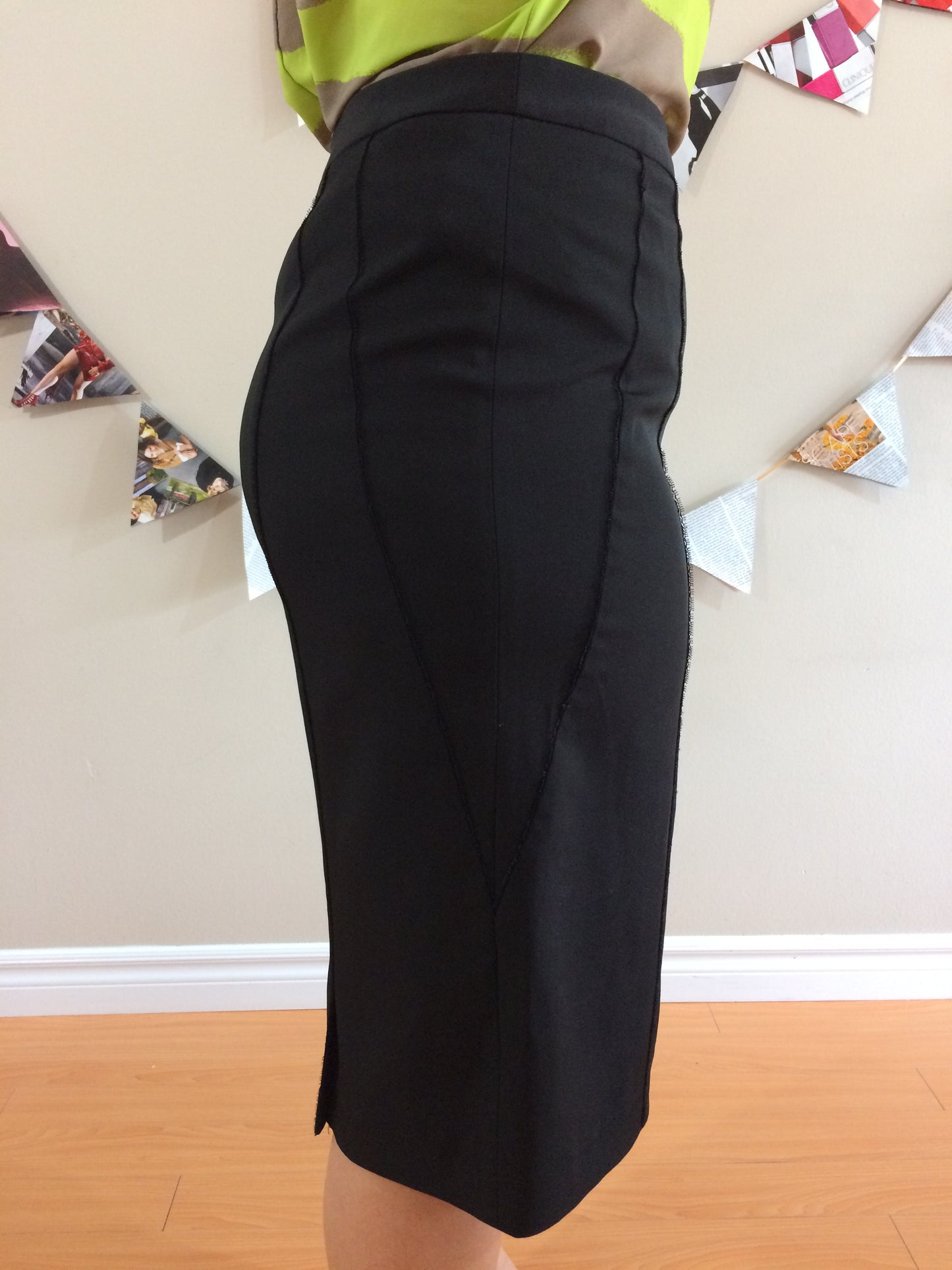 Harvey Benard Black Pencil Skirt - Le Prix Fashion & Consulting