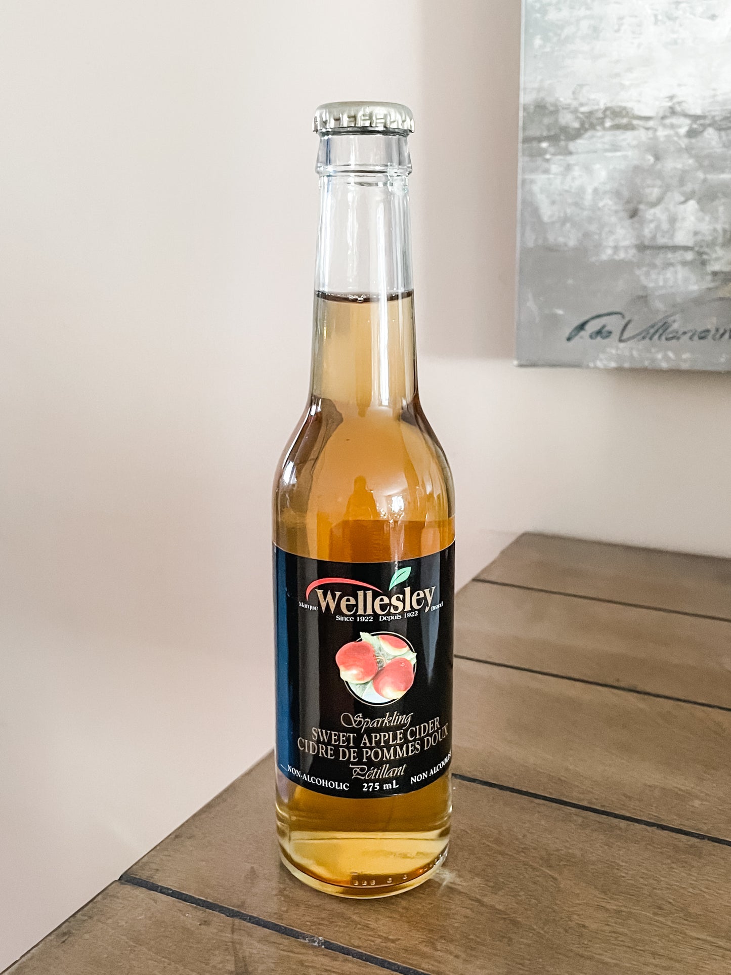 Wellesley Sparkling Non-Alcoholic Sweet Apple Cider 275ml - No Added Sugar & Preservative Free