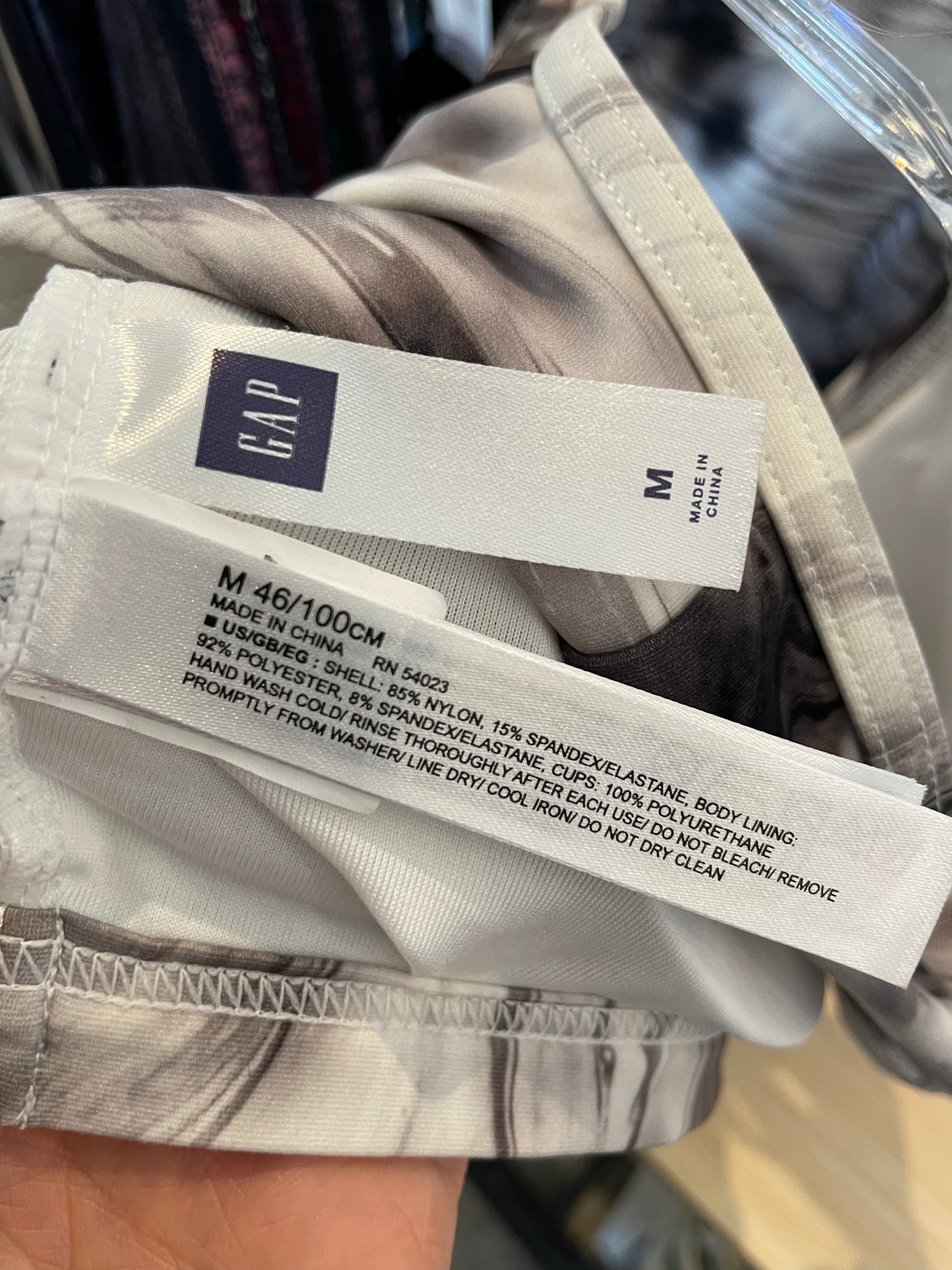 GAP Grey White Marble Scoopneck Racerback Bikini Top - Medium