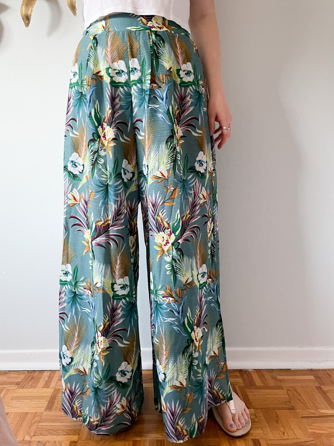 How To Style Floral Palazzo Pants In Fall