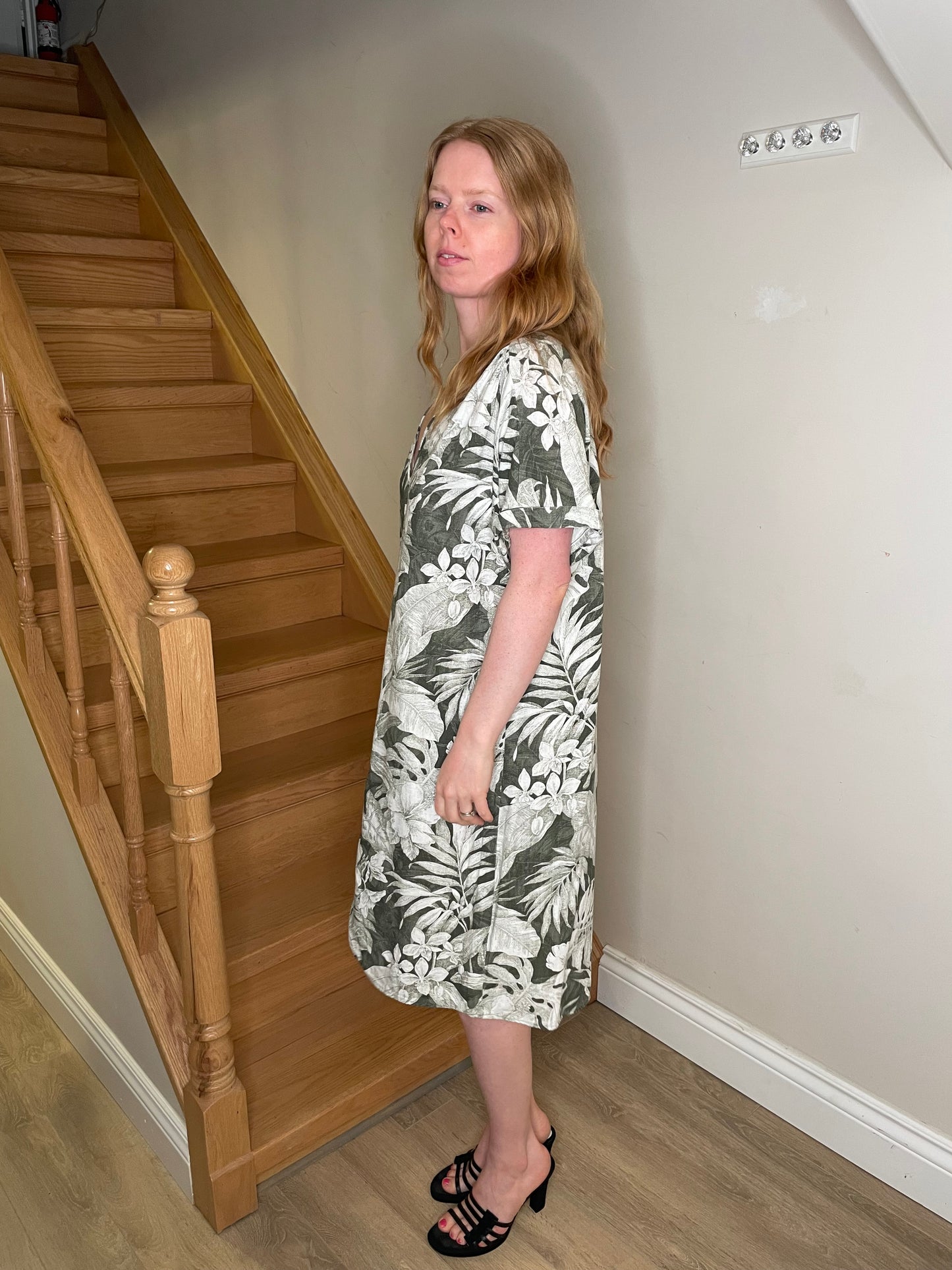 H&M L.O.G.G. Tropical Leaf Linen Blend Waist Tie Dress – Size Medium