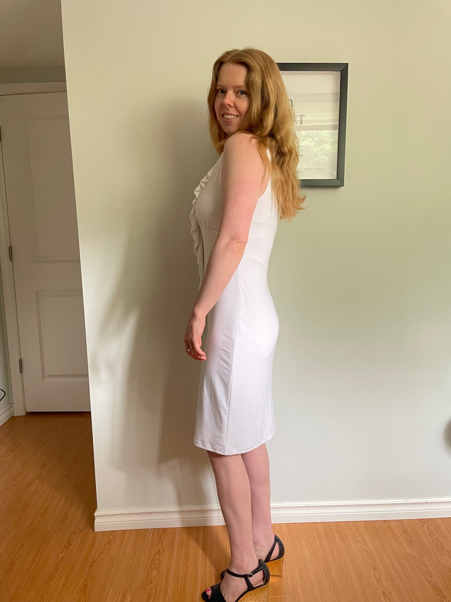 Frank Lyman Design White Ruffle Sheath Dress - S/M