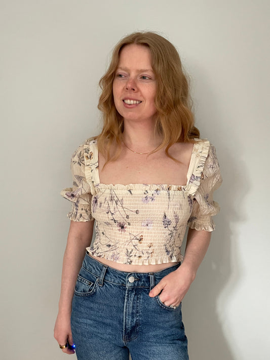 H&M Cream Floral Smocked Puff Sleeve Crop Top – Size XS
