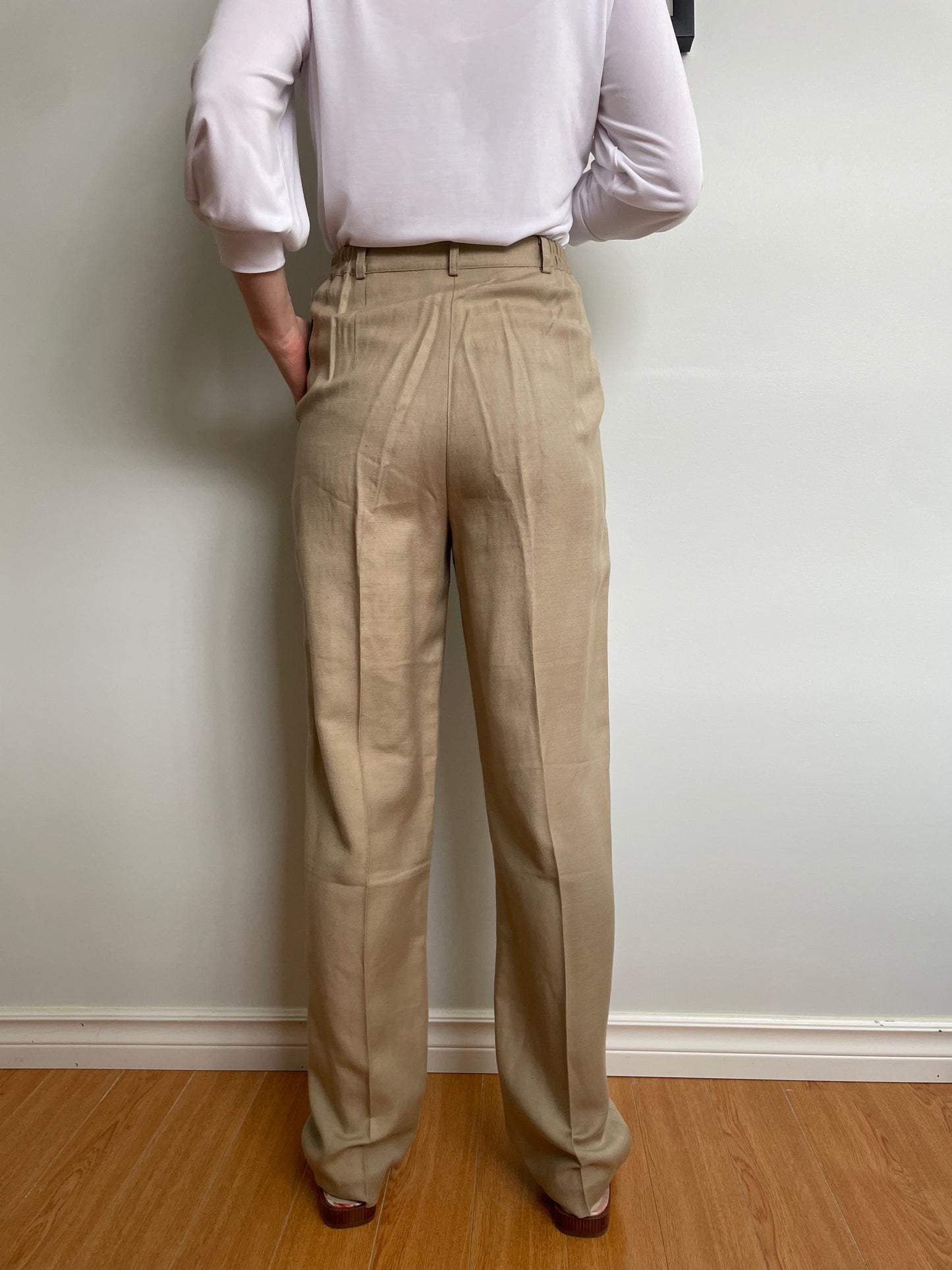 Nygård Collection Beige Linen Blend Pleated Trousers – High Rise – Size 8 (Fits XS/S)