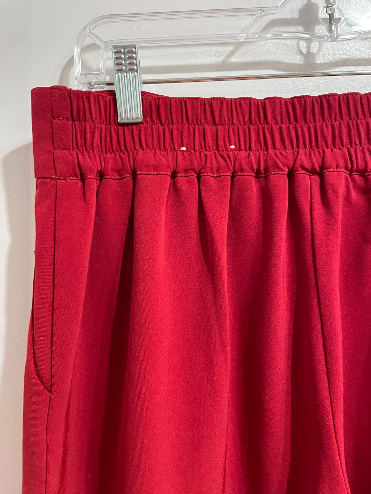 Cleo Deep Red Cropped Pull-On Trousers – Medium