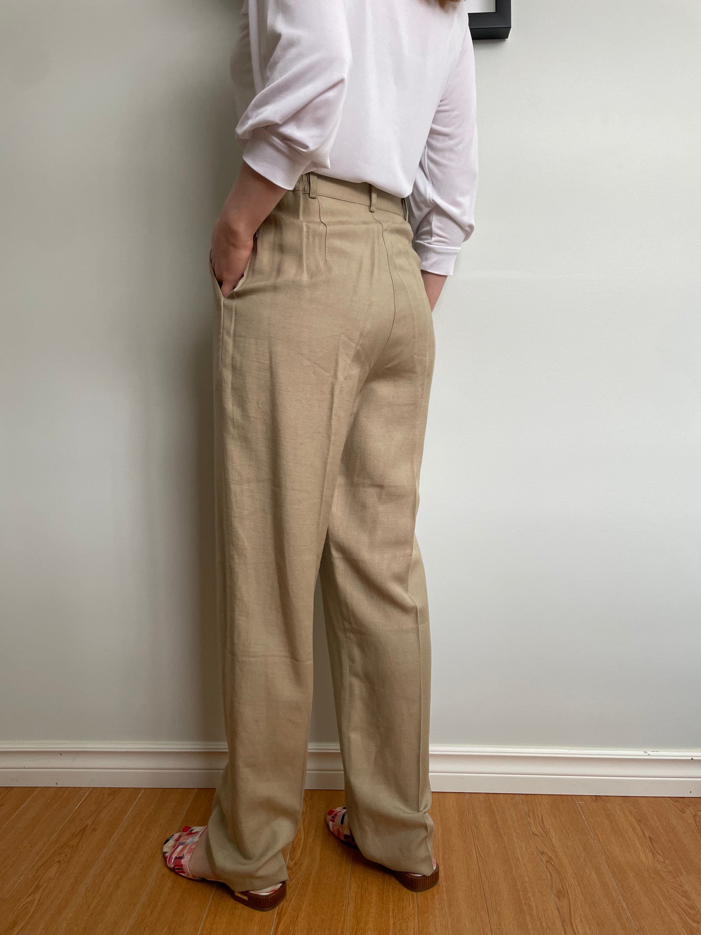 Nygård Collection Beige Linen Blend Pleated Trousers – High Rise – Size 8 (Fits XS/S)