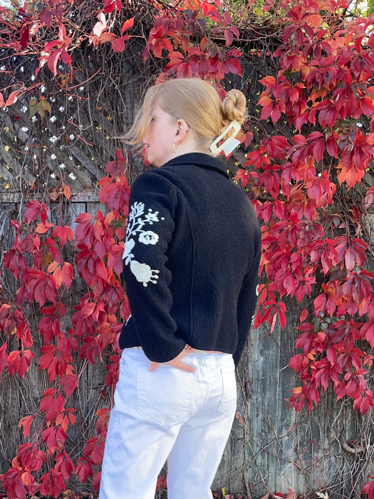Clothes by Hettie Black Wool Embroidered Cardigan – Medium