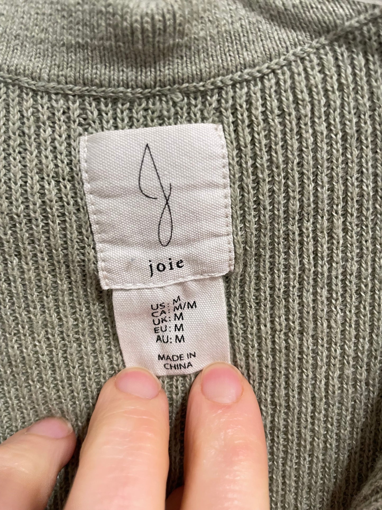 Joie Sage Green Knit Sleeveless Collared Top – Medium - Le Prix Fashion & Consulting