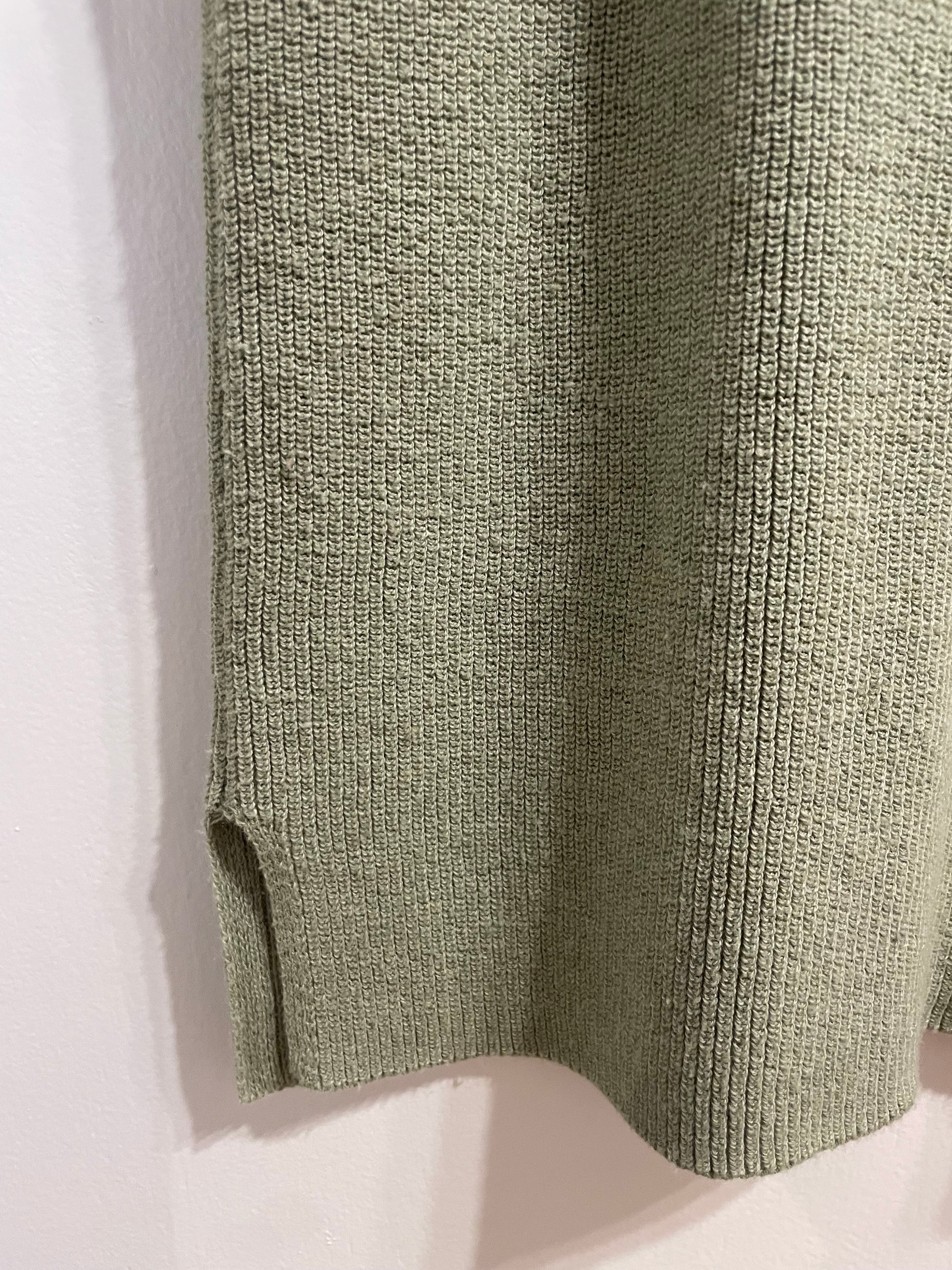 Joie Sage Green Knit Sleeveless Collared Top – Medium - Le Prix Fashion & Consulting