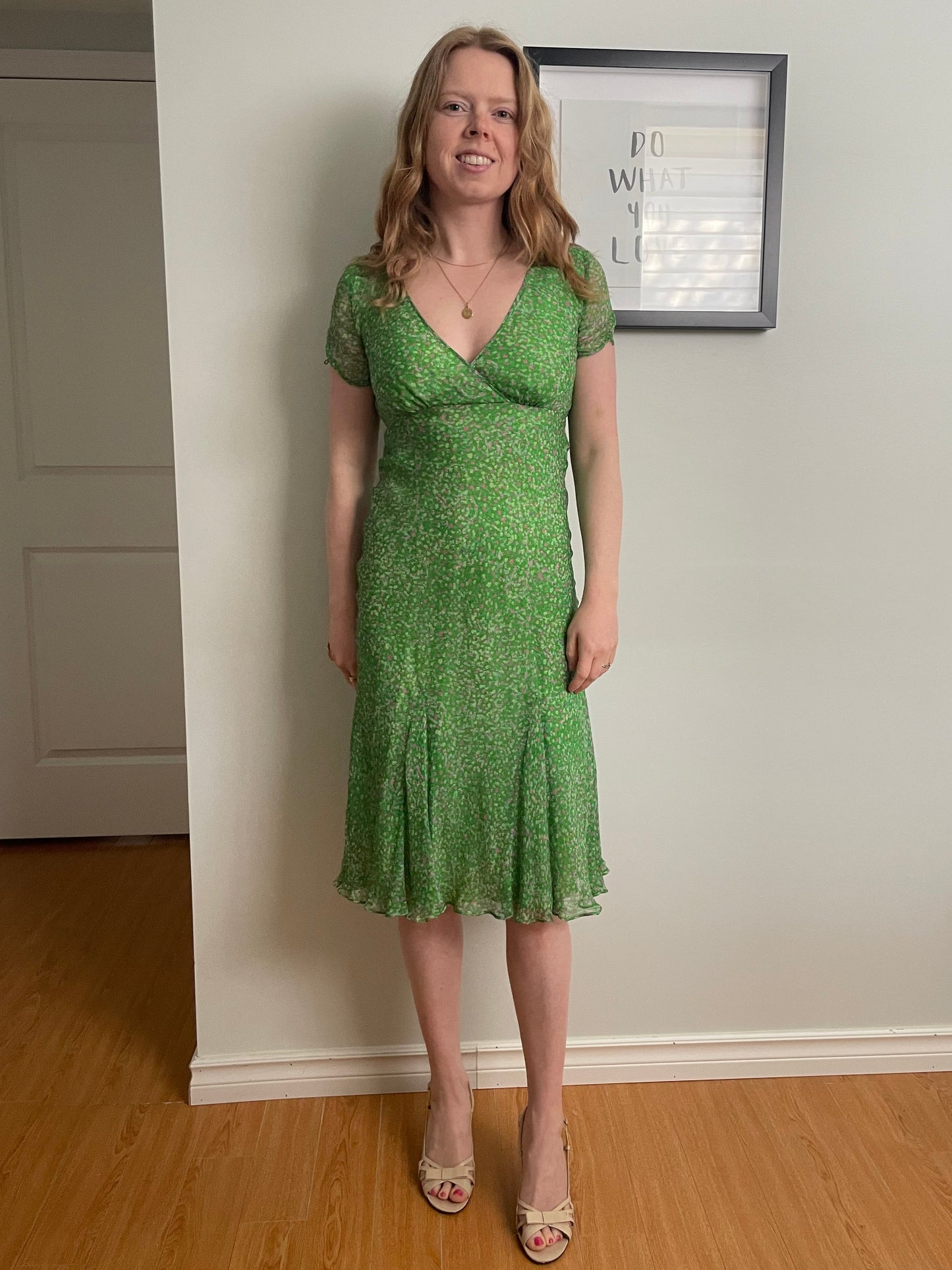Edina Ronay Kelly Green Floral 100% Silk Garden Party Dress - UK 8 / US XS