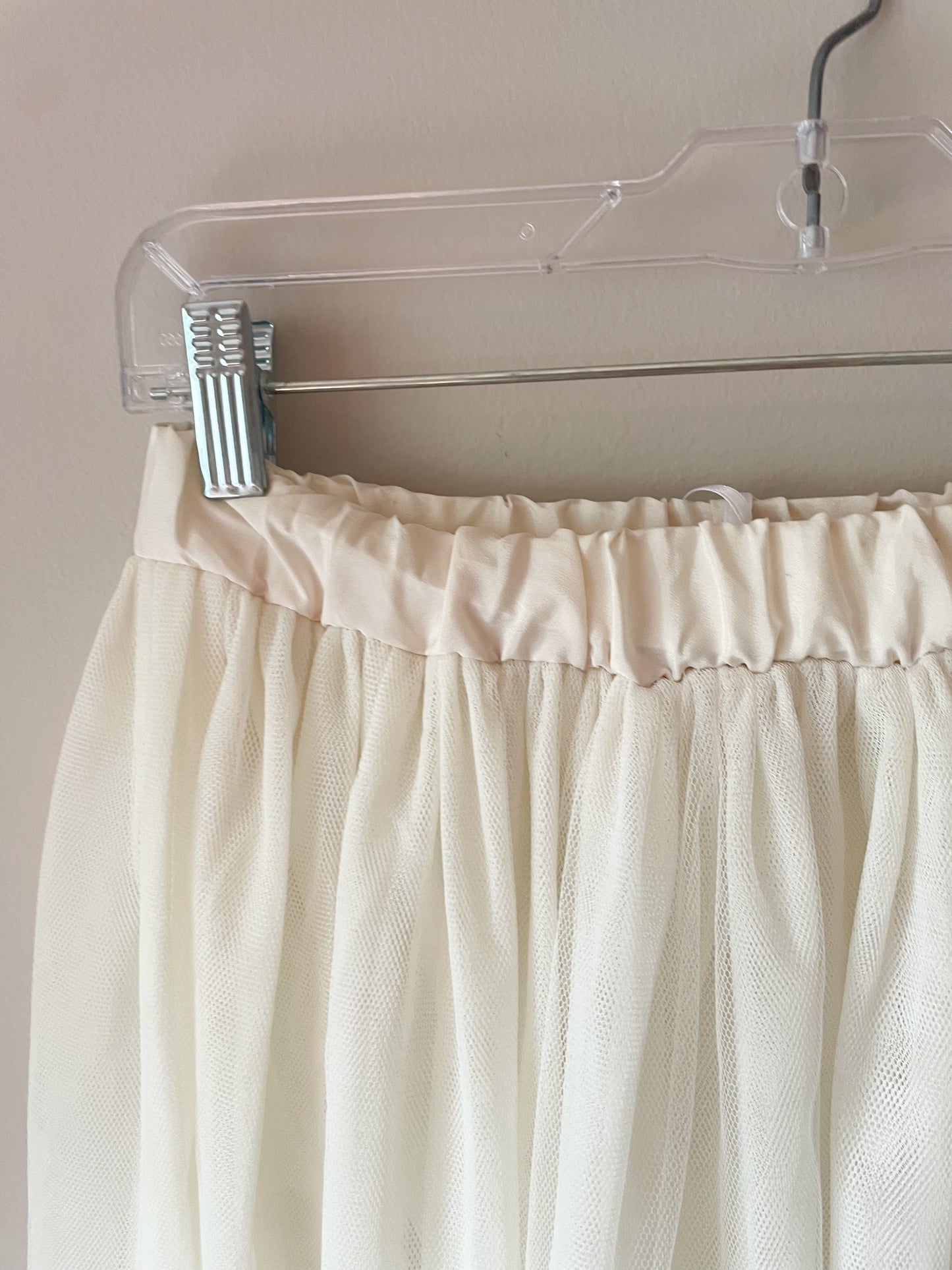 Cream Tulle Midi Skirt - S/M