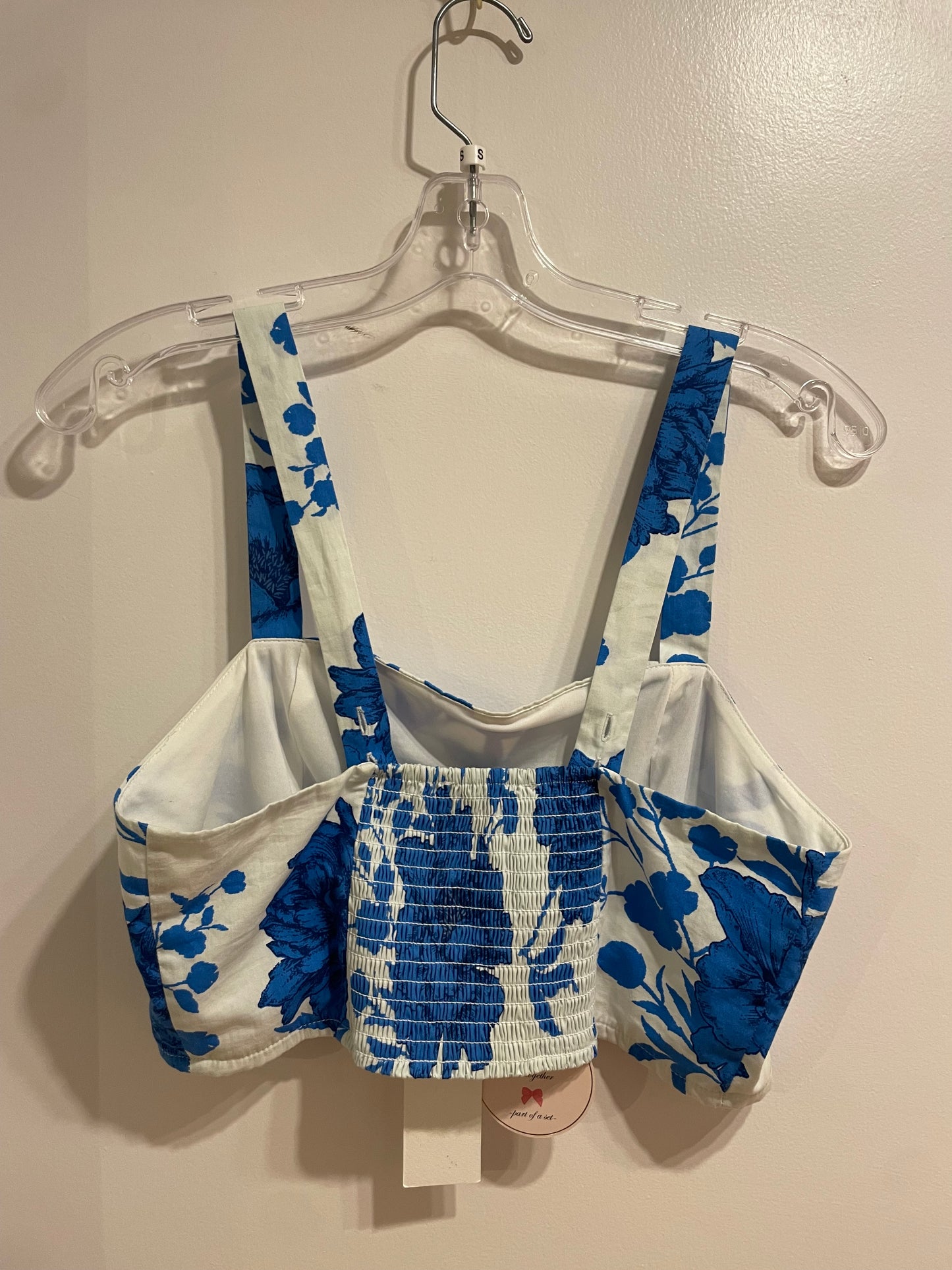 C By One Blue & White Floral Cotton Crop Top NWT  – Small
