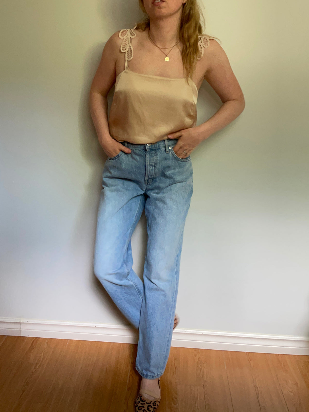 Everlane Light Wash The ’90s Cheeky® Jean – 28 Regular