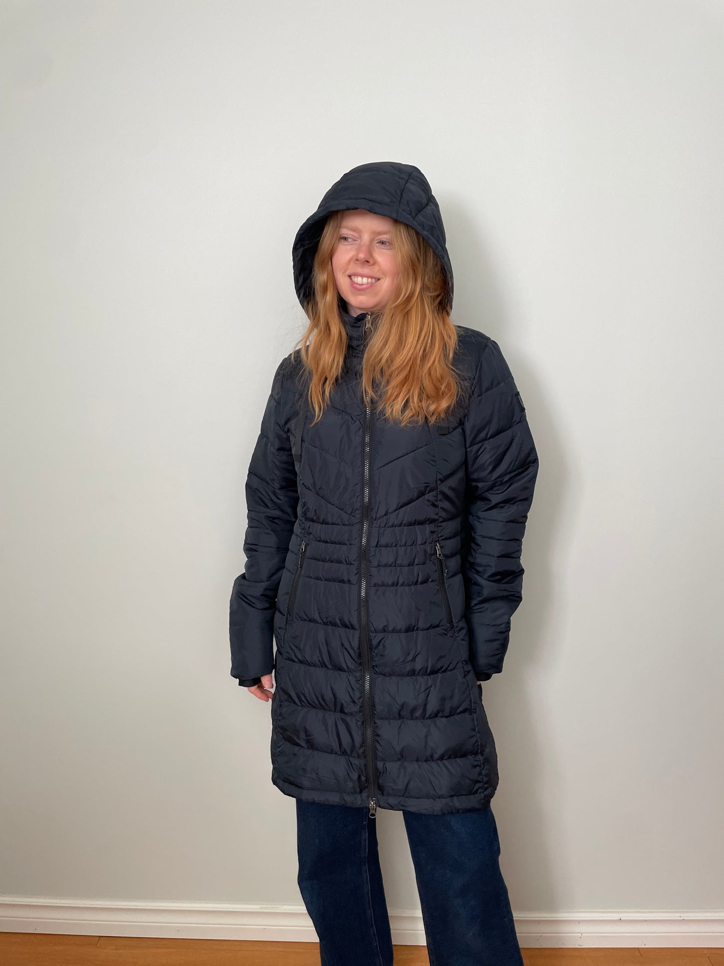 Lole Black Lightweight Hooded Puffer Coat – Large