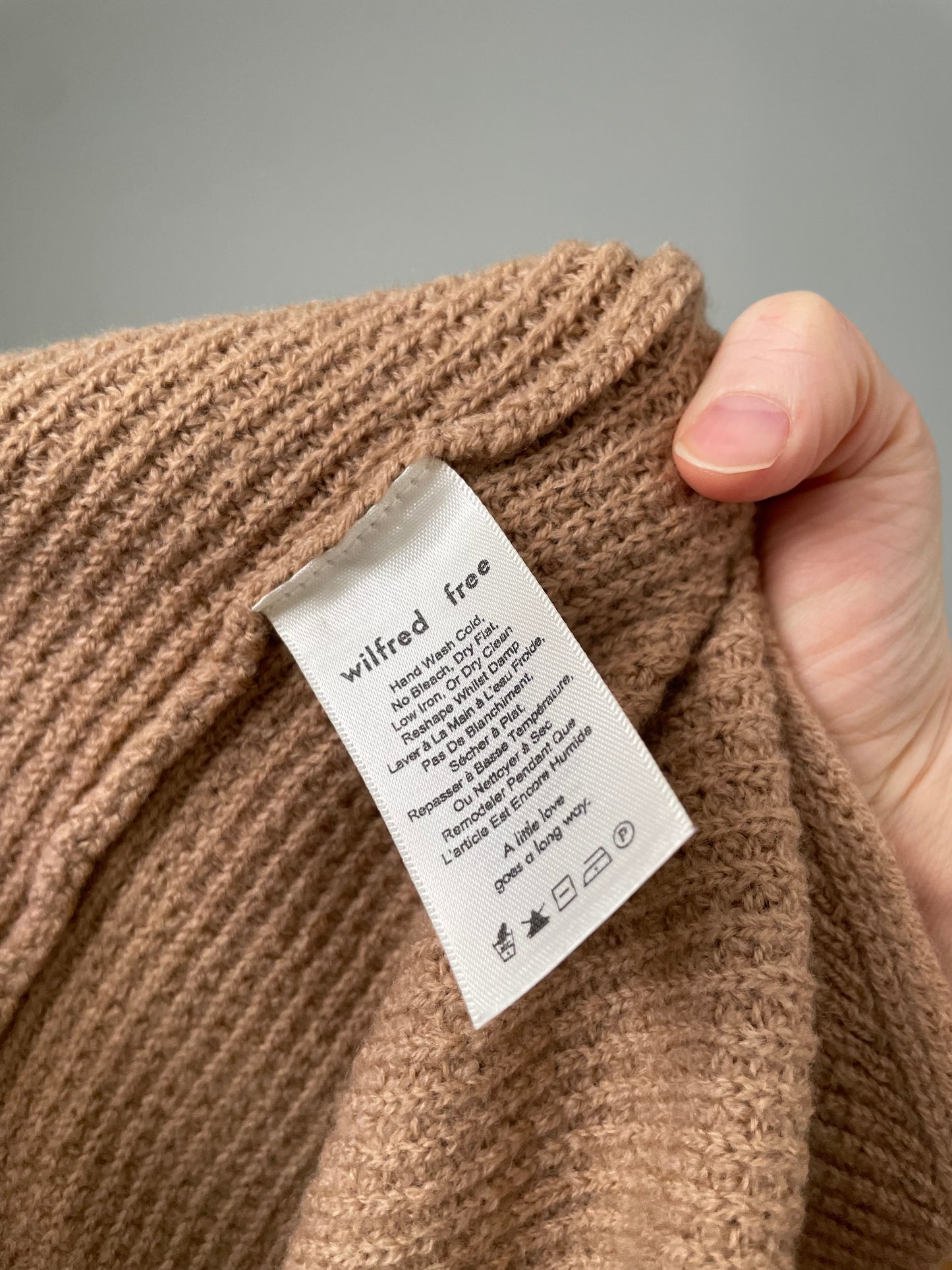 Wilfred Free Camel 100% Merino Wool Waffle Knit Sweater - Medium