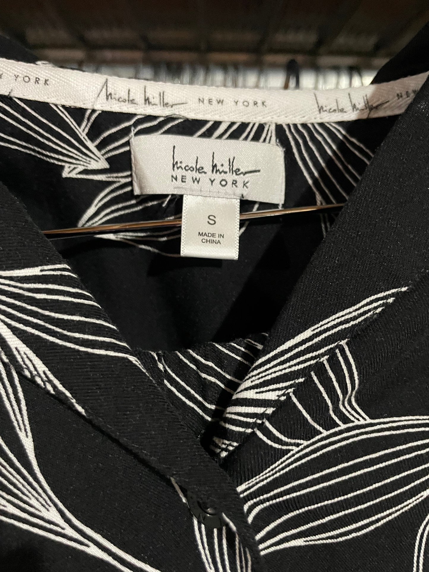 Nicole Miller New York Black & White Leaf Print Rayon Set – Size Small