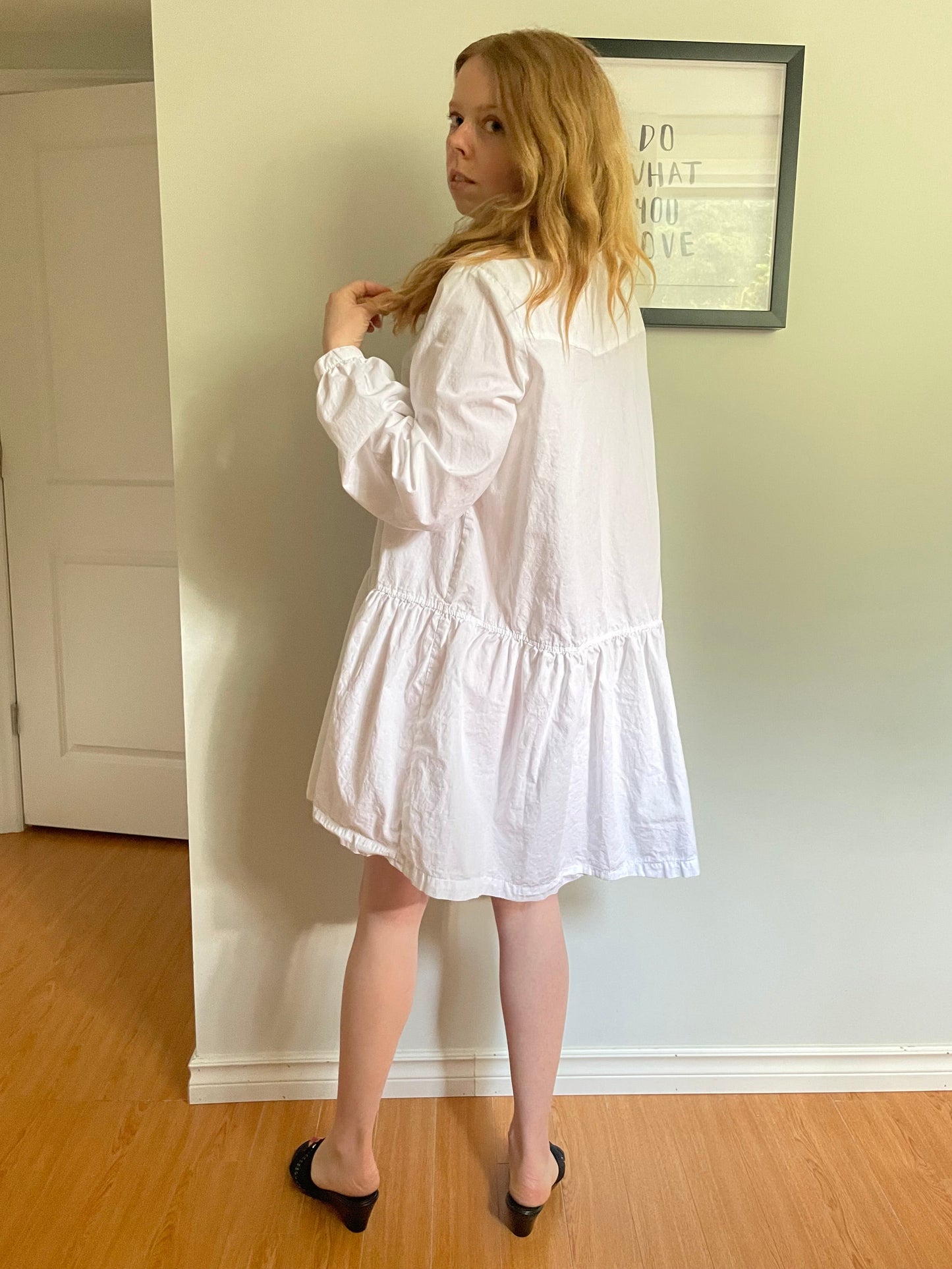 White Cotton Button-Front Tiered Shirt Dress – Medium