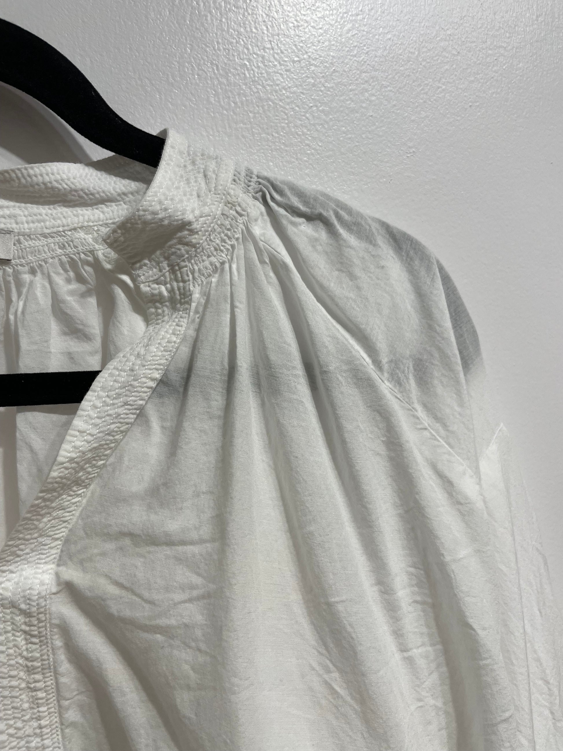 Madewell White Cotton Blend Smocked Peasant Blouse - Size Small to Large - Le Prix Fashion & Consulting