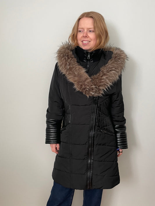 Northside Black Quilted Faux-Fur Hooded Winter Coat – Size 14