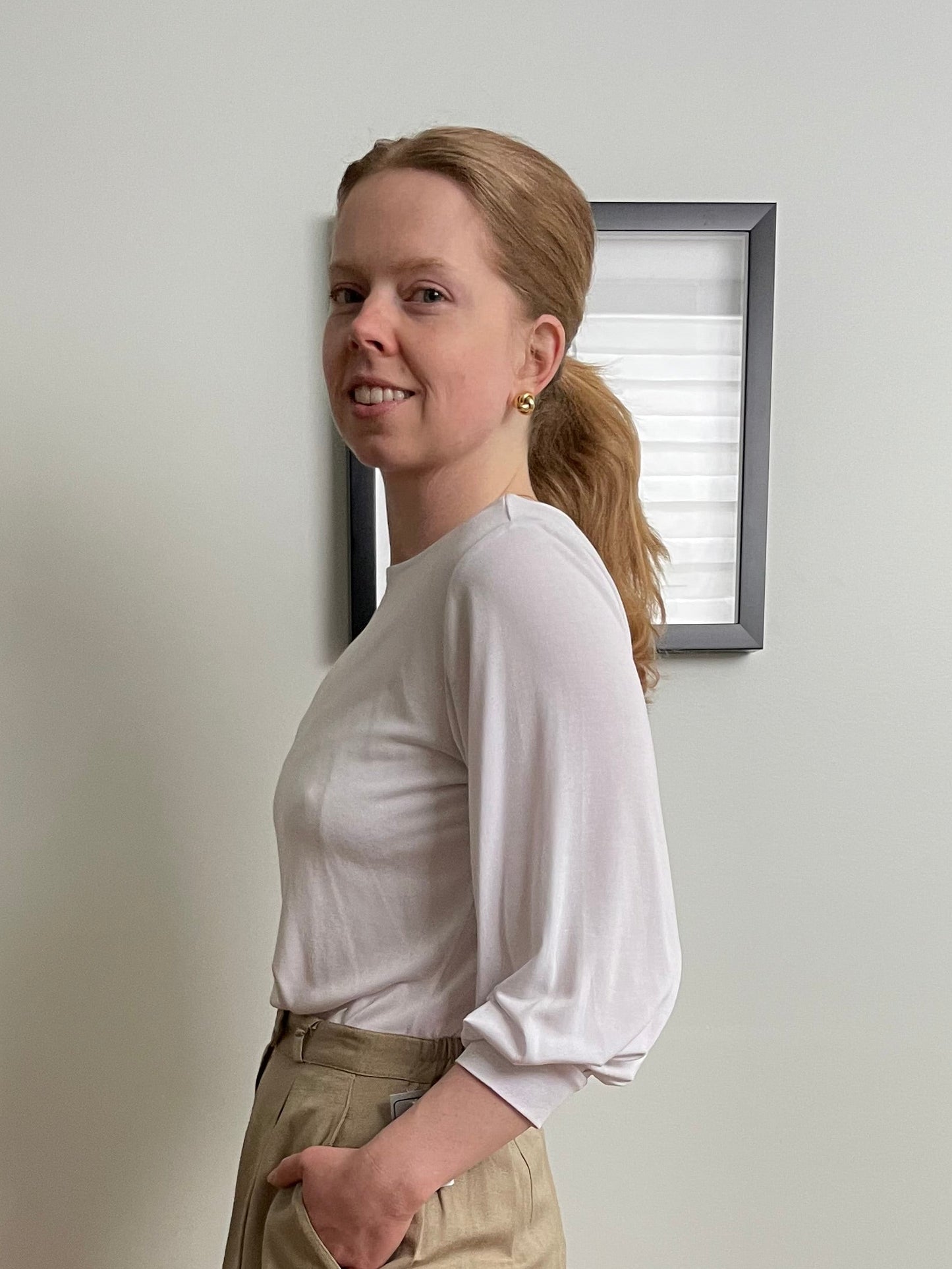 YAYA Women Brushed White Lightweight Modal Blend Knit Top – Size Small