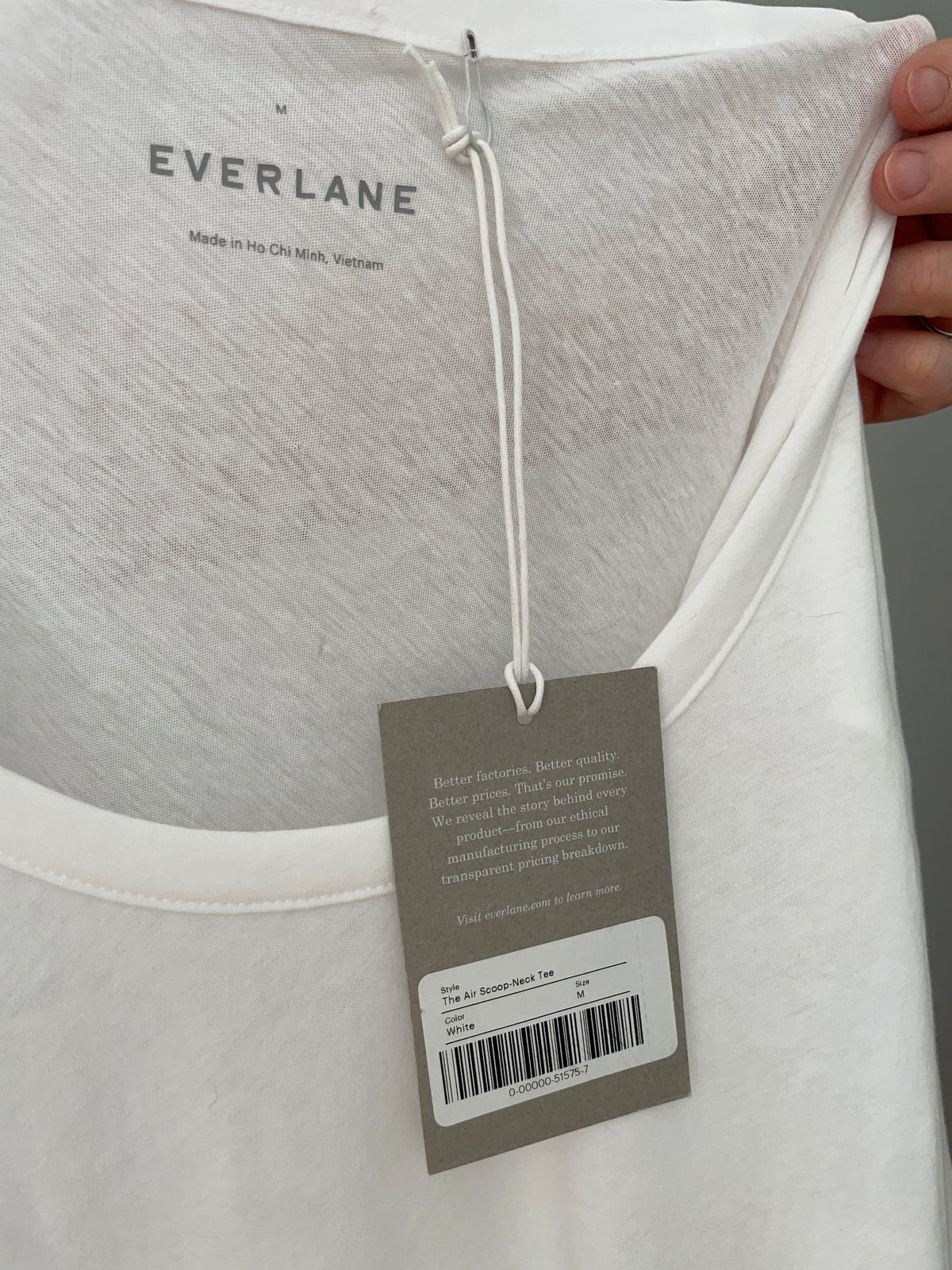 Everlane White Air Scoop-Neck 100% Cotton Tee – Medium – NWT