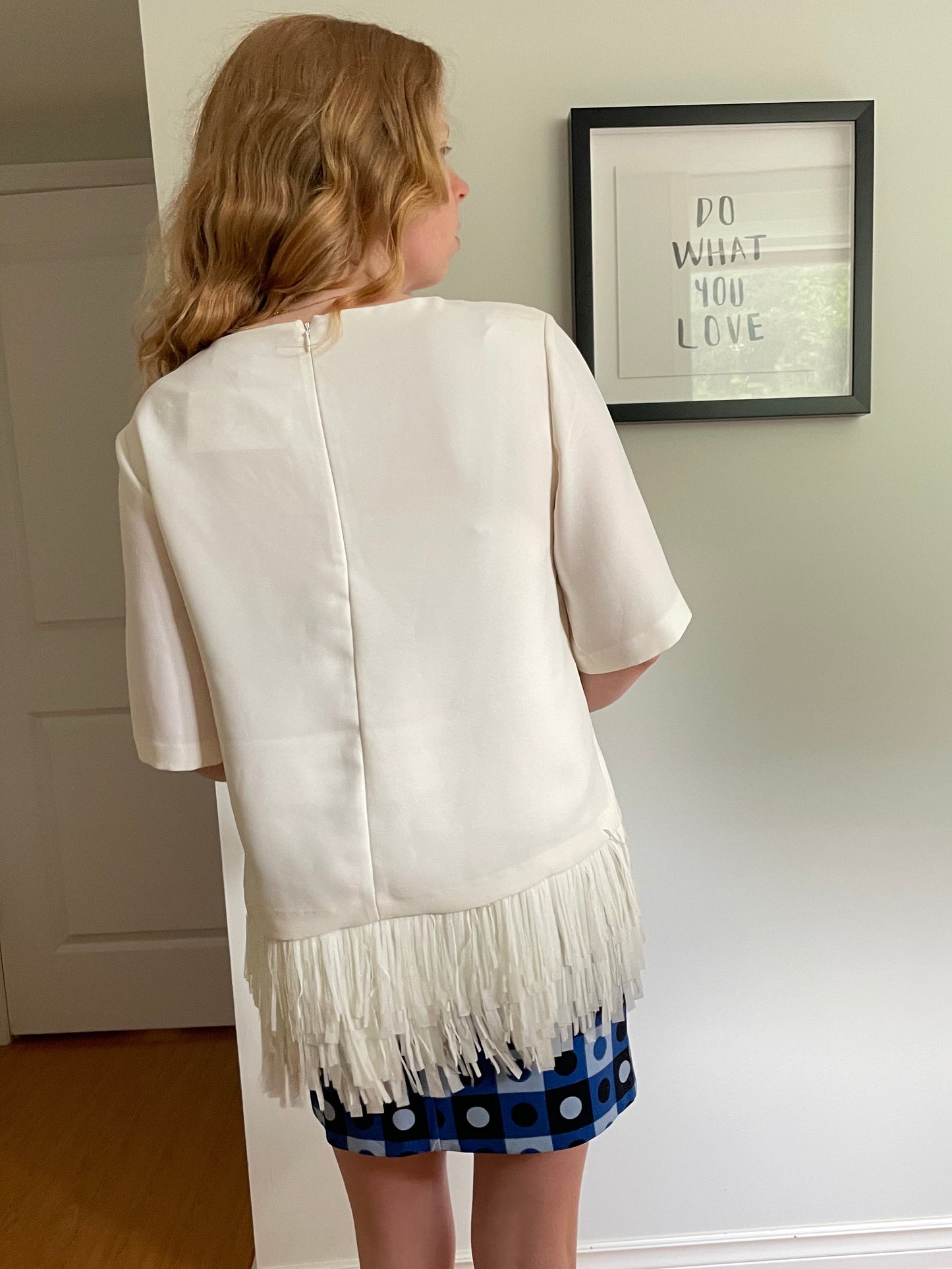 Banana Republic White Structured Top with Fringe Hem - S/M