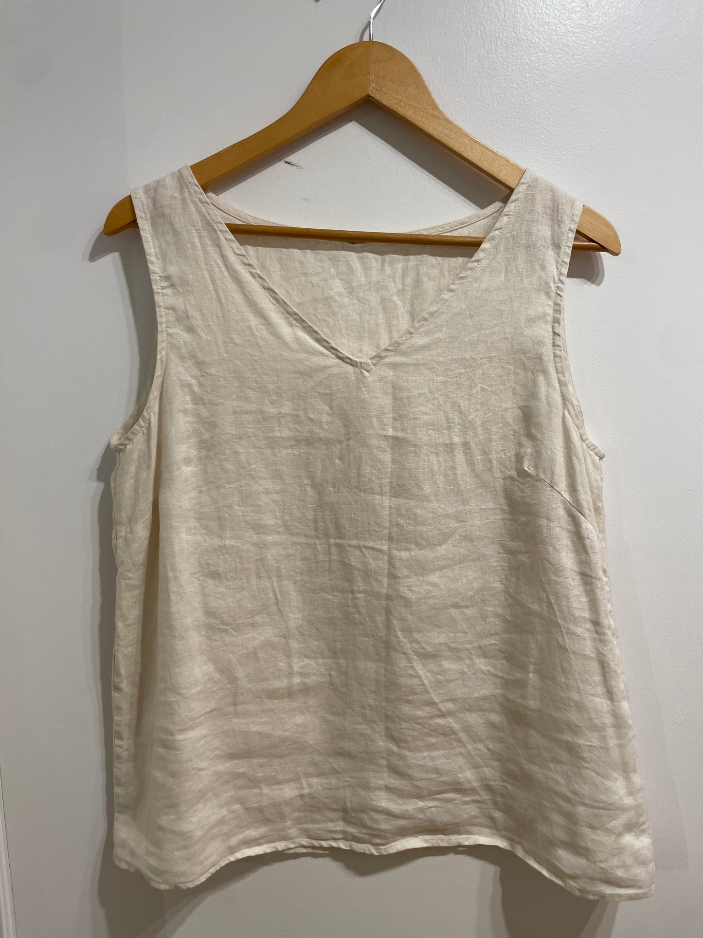 Oatmeal 100% Linen Sleeveless V-Neck Top - Large