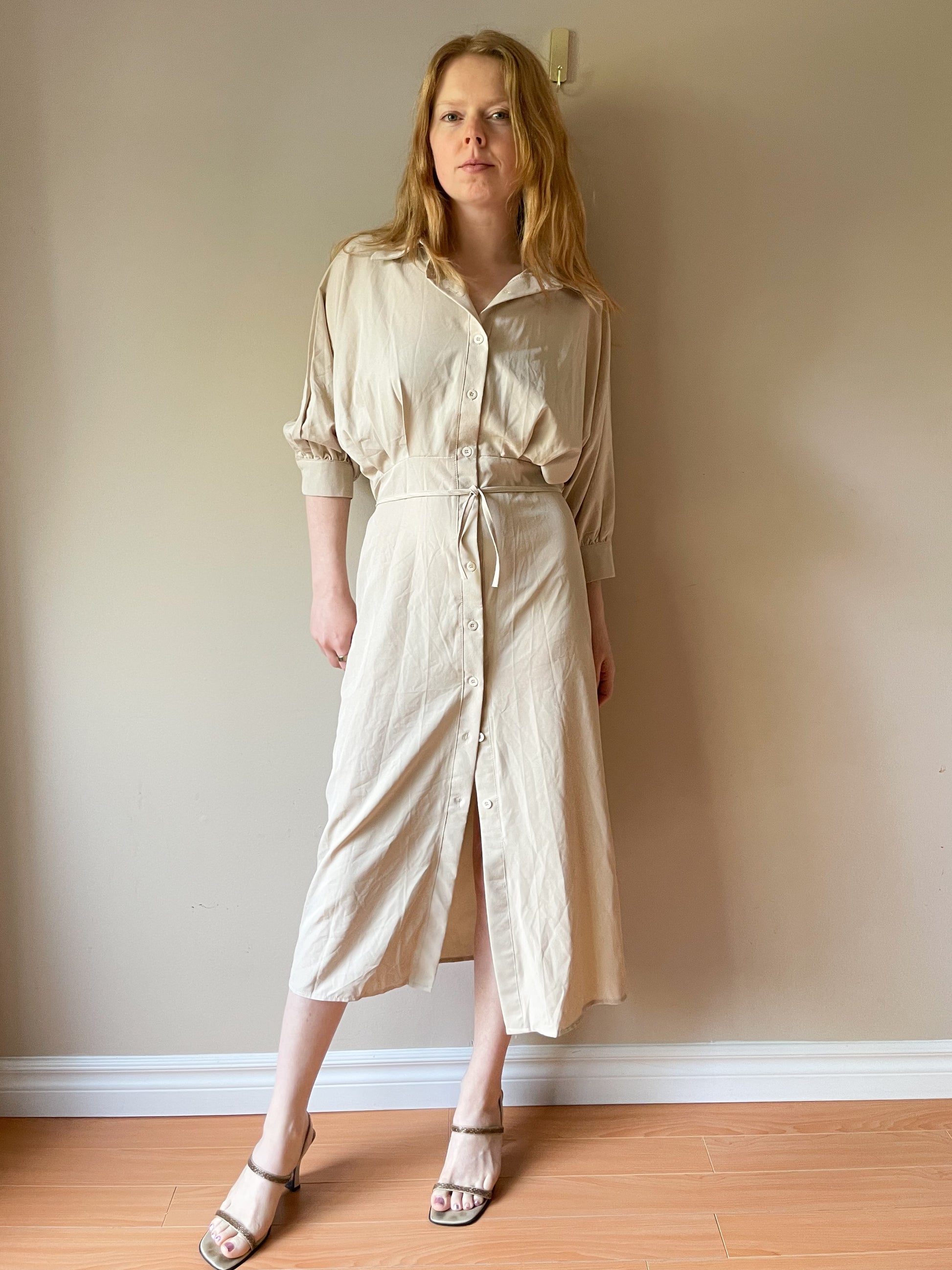 A & H.M Beige Button Front Collared Midi Dress - Small Le Prix Fashion & Consulting A & H.M Beige Button Front Collared Midi Dress - Small Le Prix Fashion & Consulting