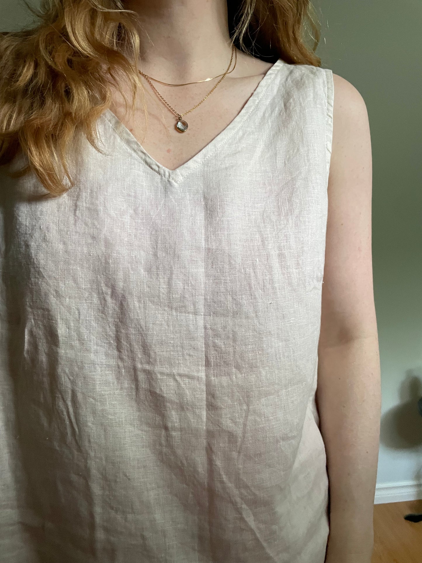 Oatmeal 100% Linen Sleeveless V-Neck Top - Large