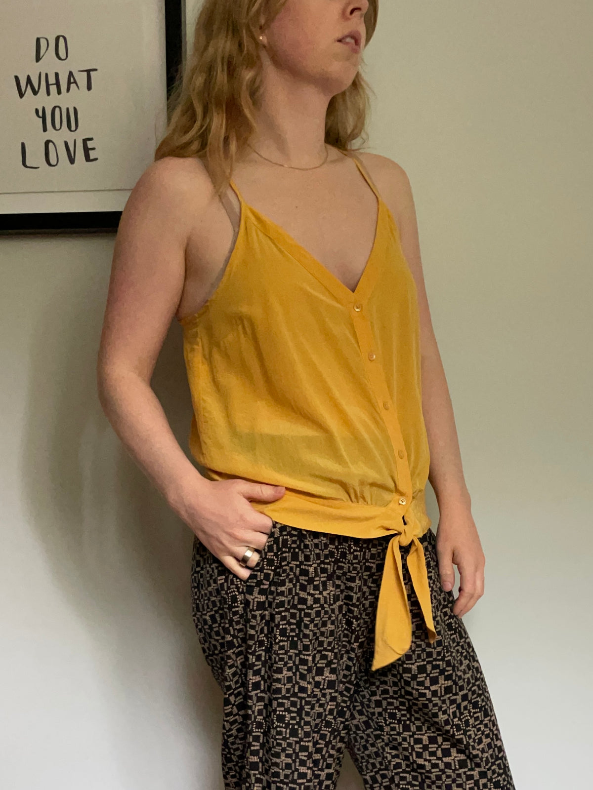 bebe Mineral Yellow Mulberry Silk Racerback Tie-Waist Top – Medium