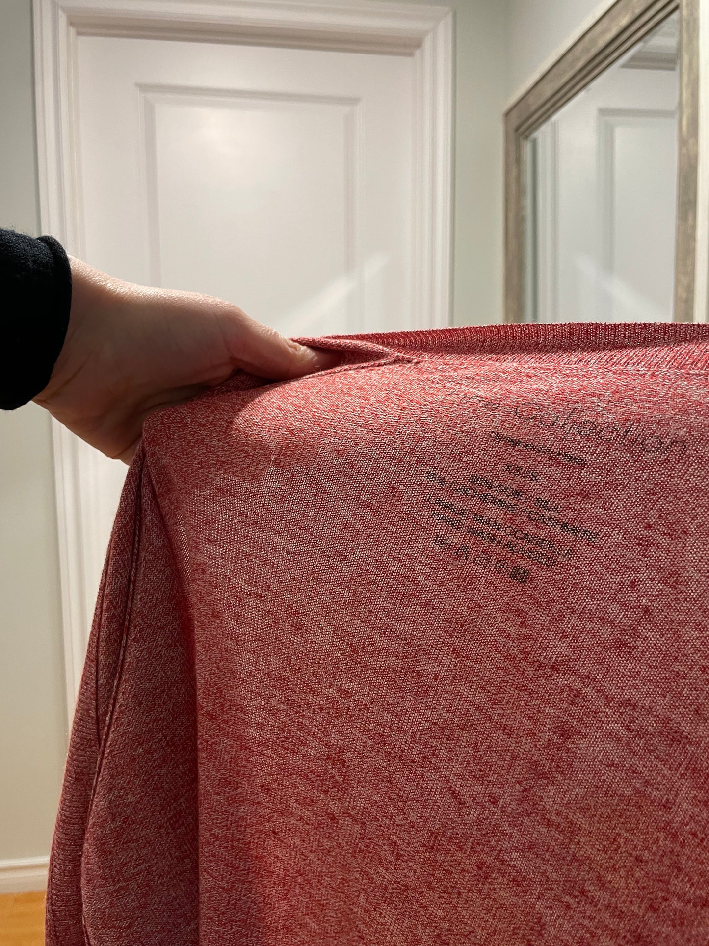 Fine Collection Rose Lightweight Knit Cardigan – Small