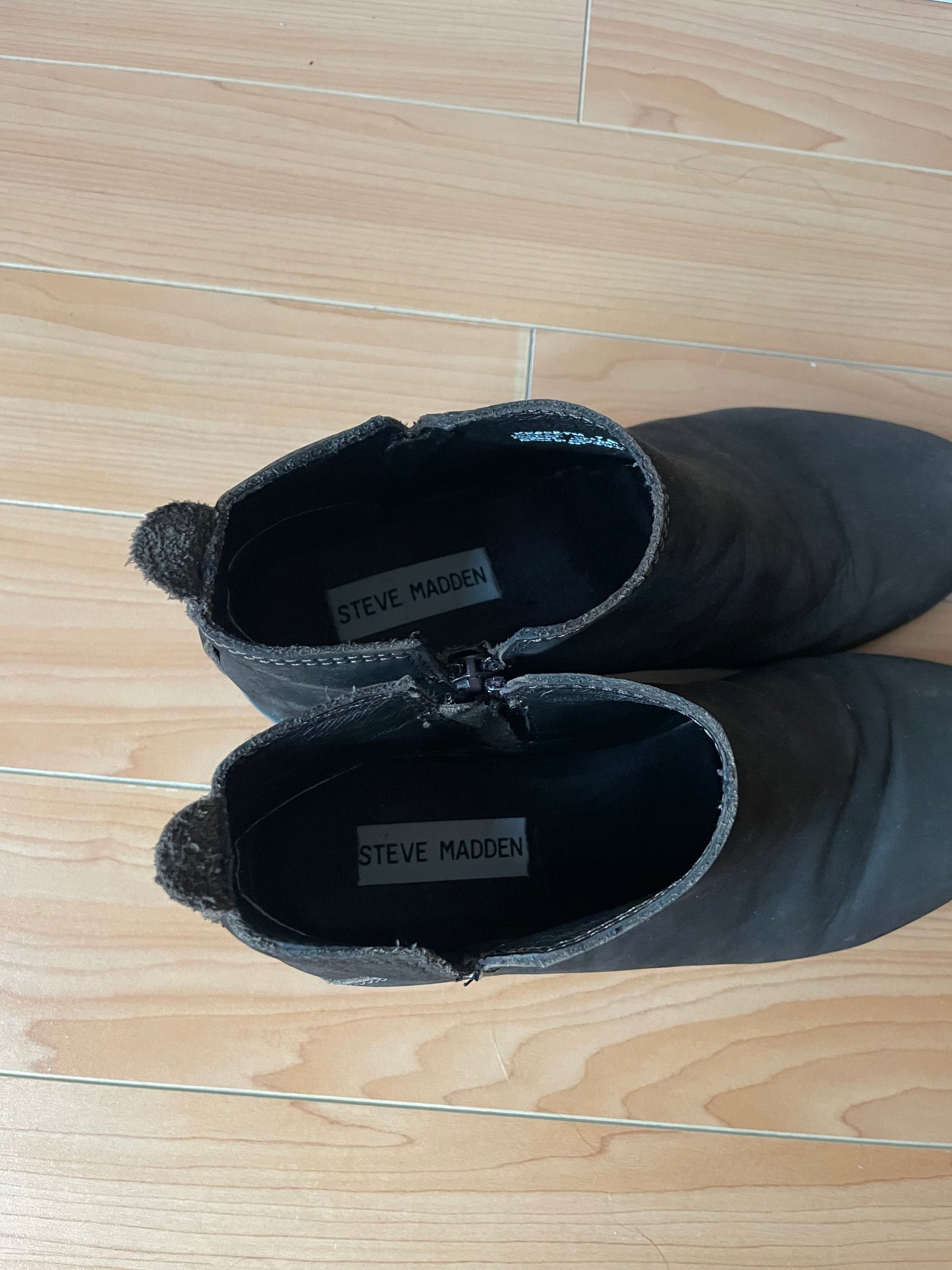 Steve Madden Kessey Brown Nubuck Leather Ankle Boots - Size 7