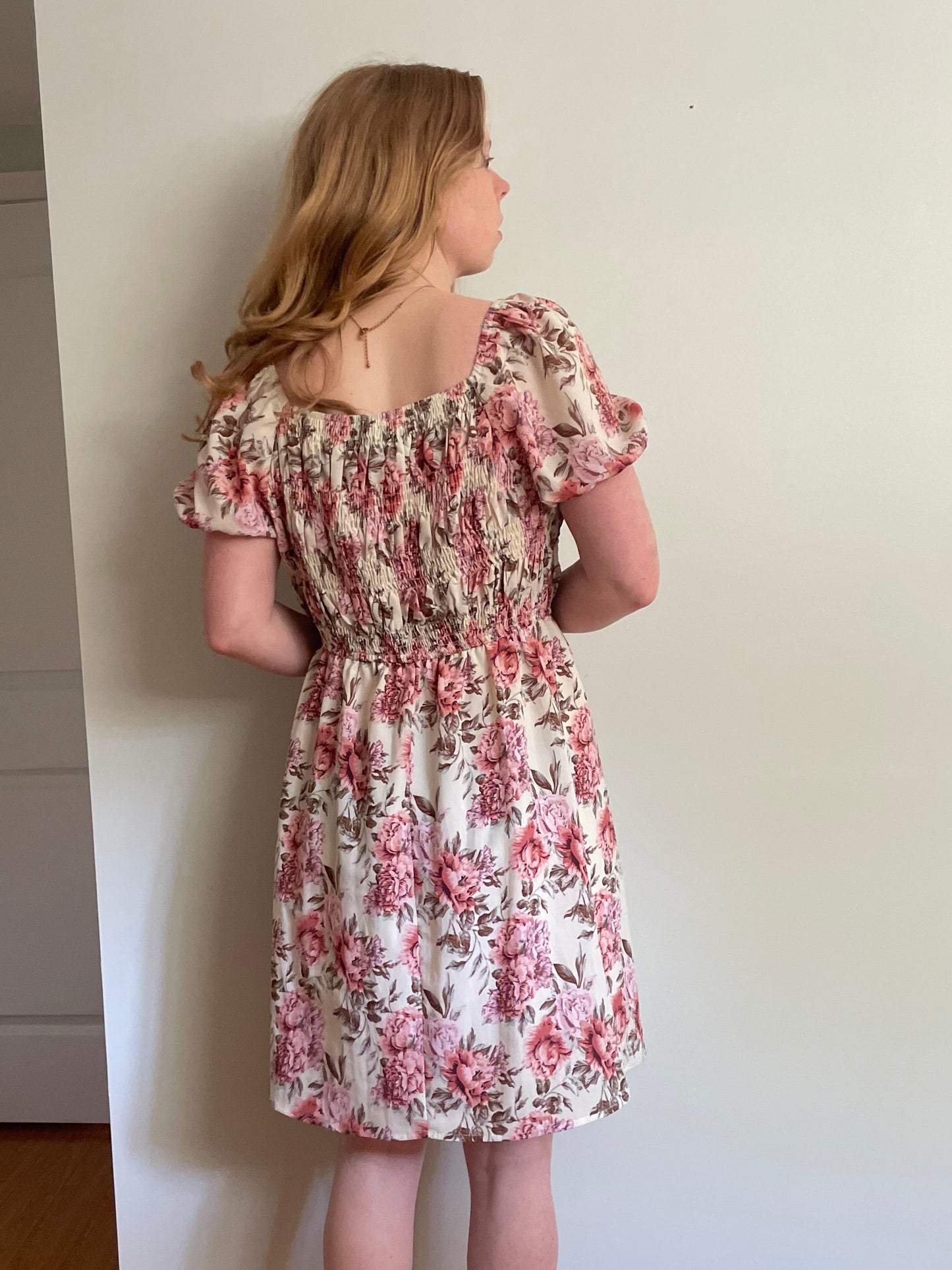 Hayden Los Angeles Ivory Pink Floral Smocked Puff Sleeve Dress - Medium