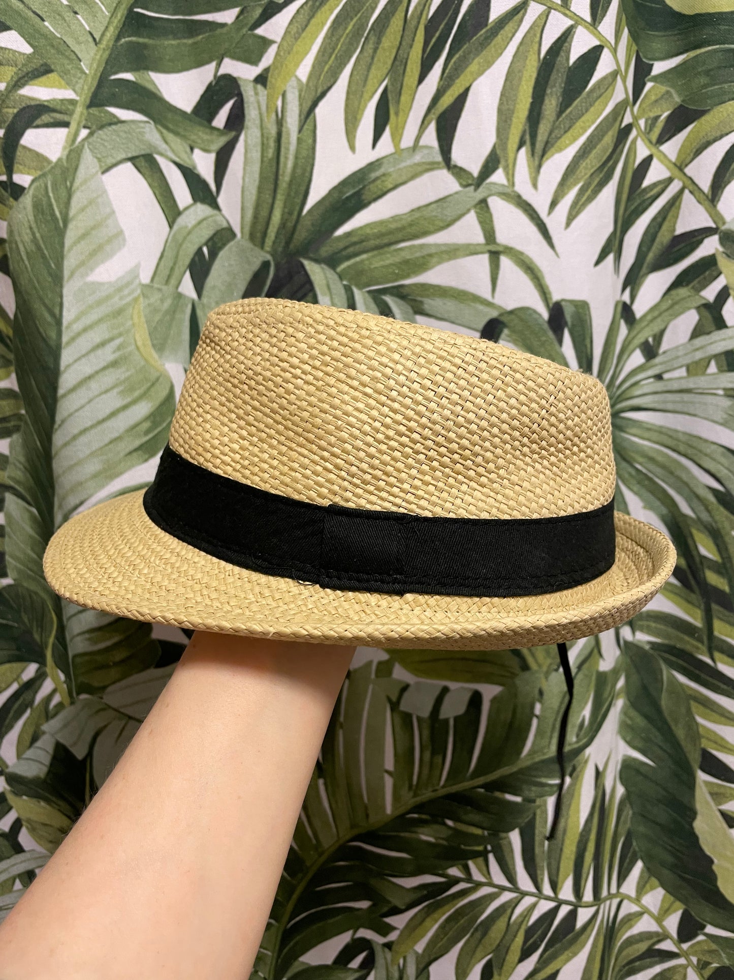 Natural Straw-Style Fedora with Black Band – One Size