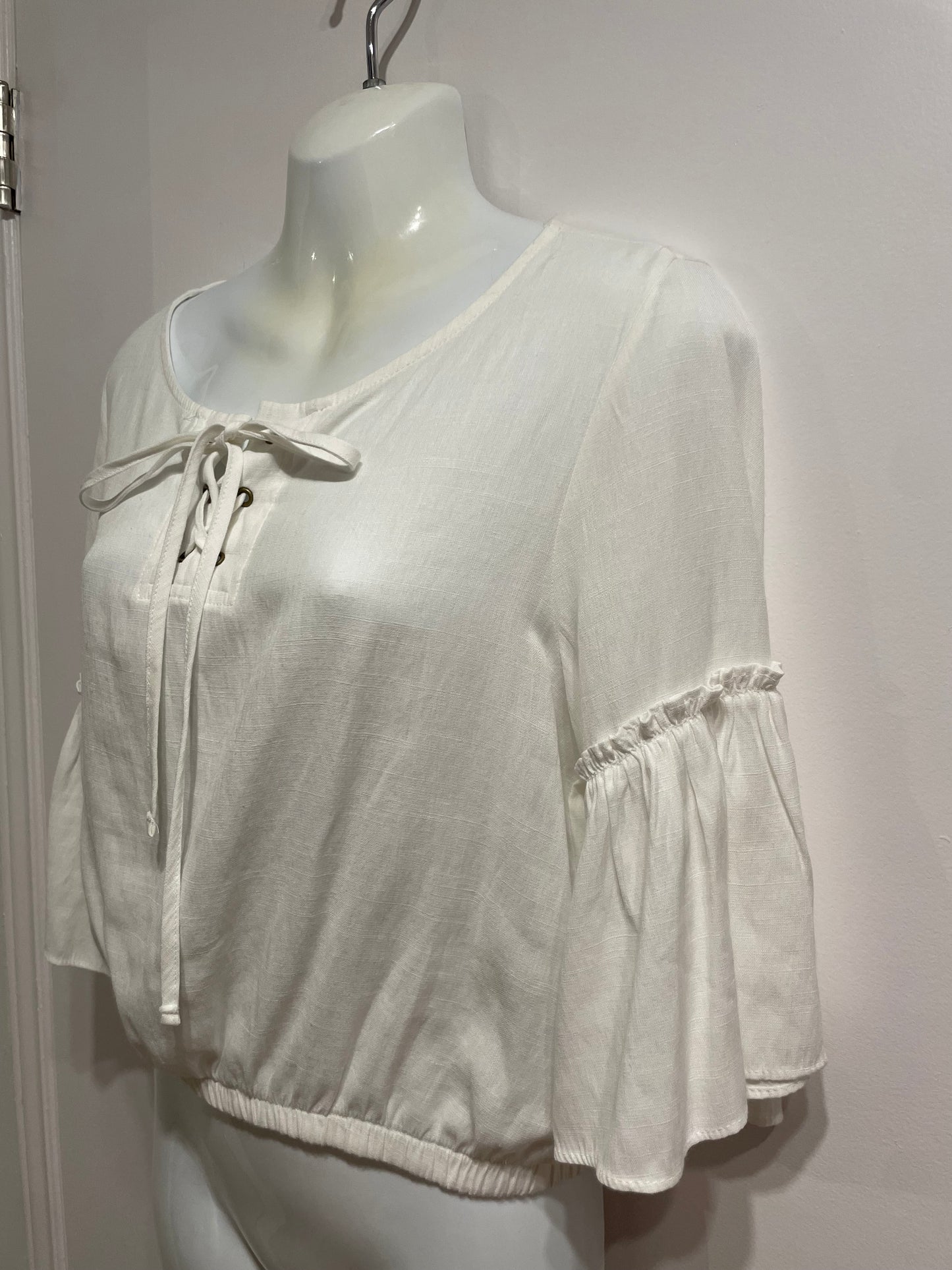 Blue Steel White Lace-Up Bell Sleeve Blouse - Medium