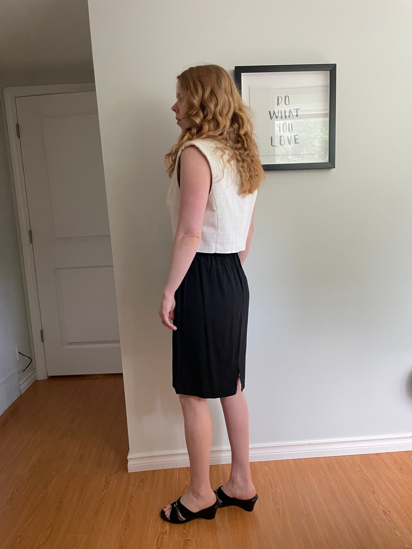 Black Stretch Waist Professional Knee-Length Skirt - XS/S