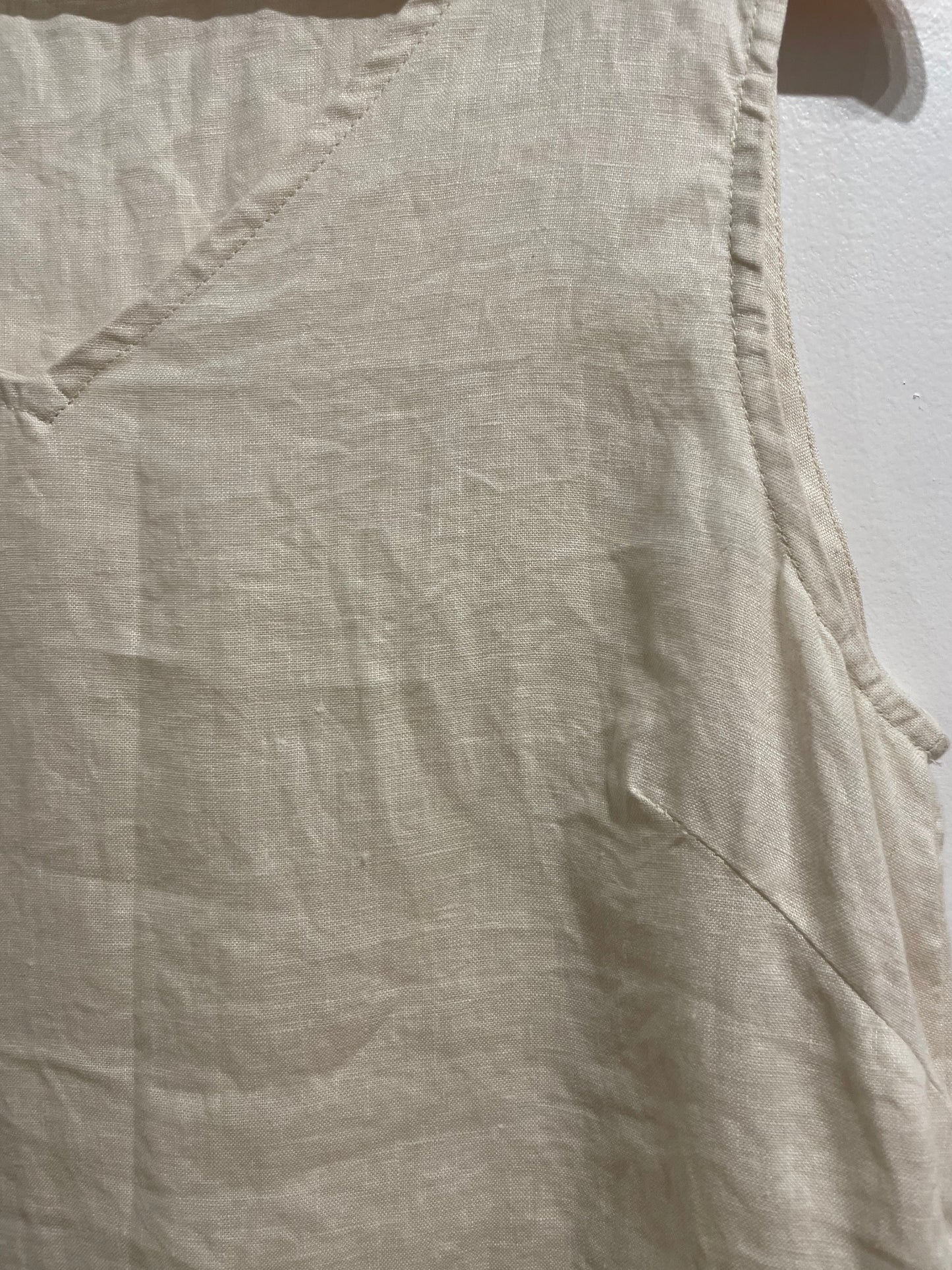 Oatmeal 100% Linen Sleeveless V-Neck Top - Large