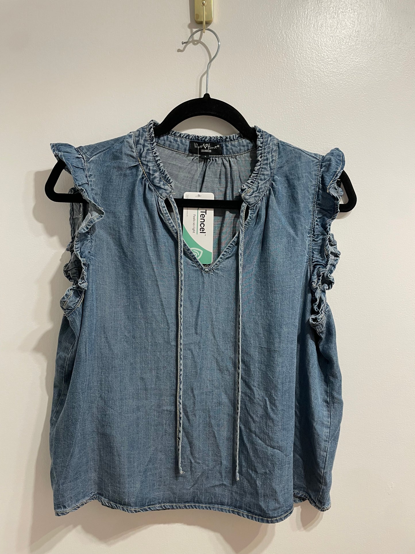 Velvet Heart Blue Tencel Chambray Ruffle Sleeve Tie Neck Top NWT - Small/Medium/Large